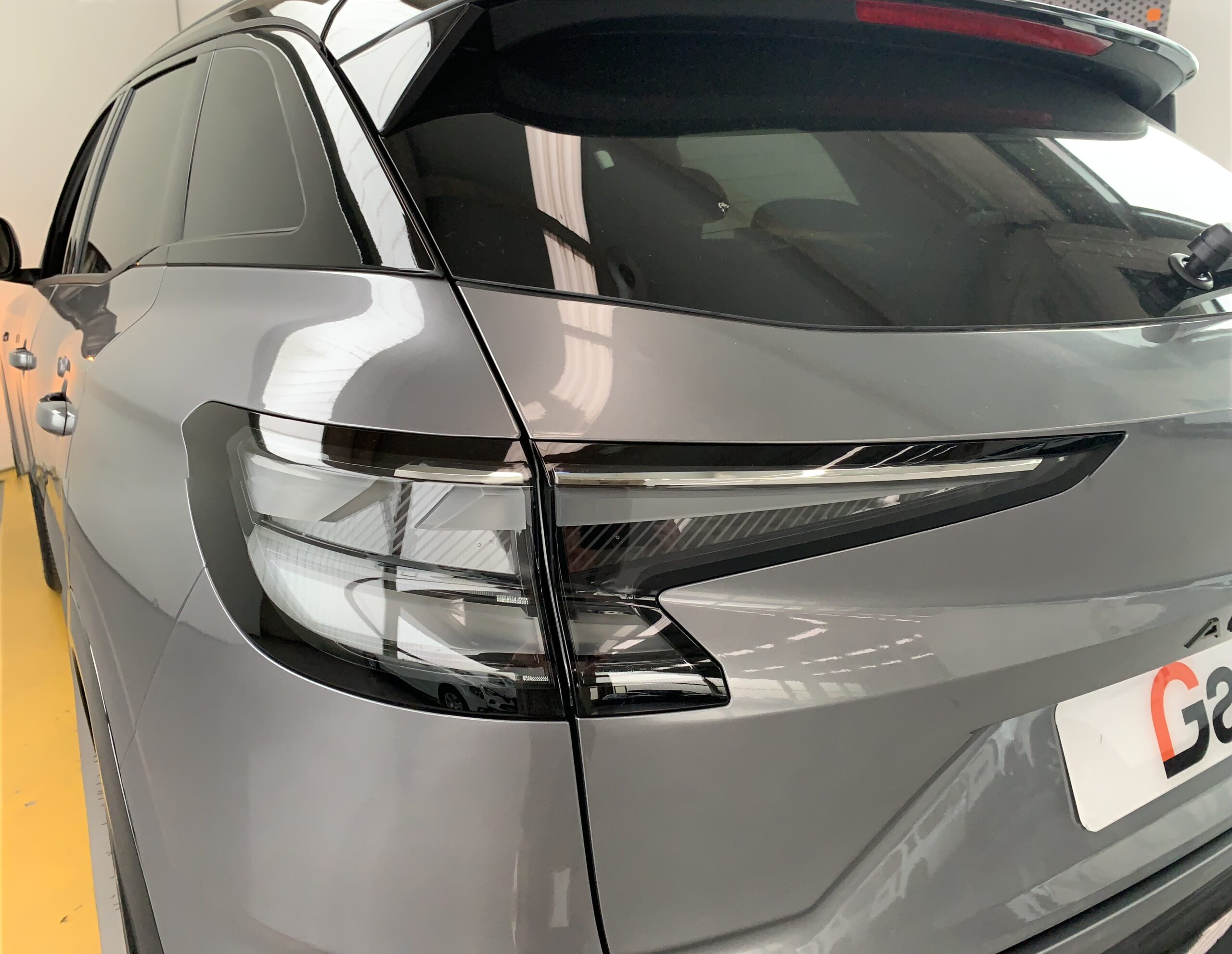 RENAULT AUSTRAL ESPIRIT ALPINE FULL HYBRID 200CV + RUEDA DE EMERGENCIA 17″