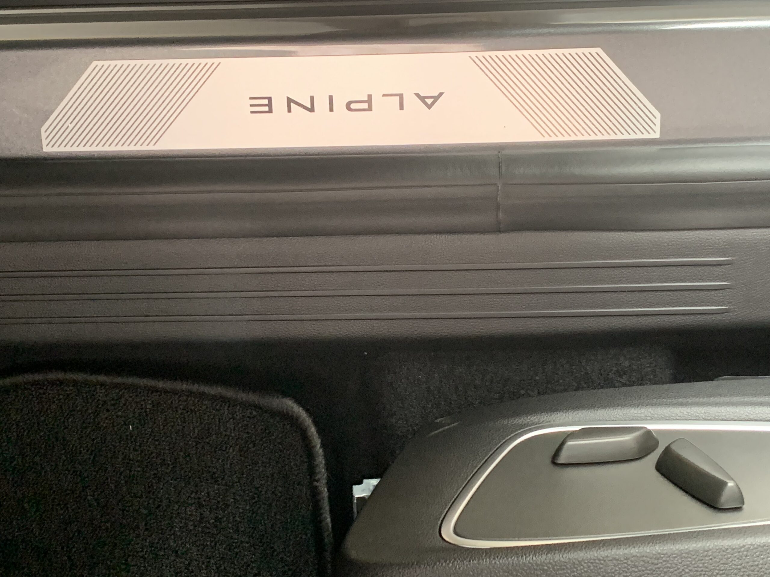 RENAULT AUSTRAL ESPIRIT ALPINE FULL HYBRID 200CV + RUEDA DE EMERGENCIA 17″