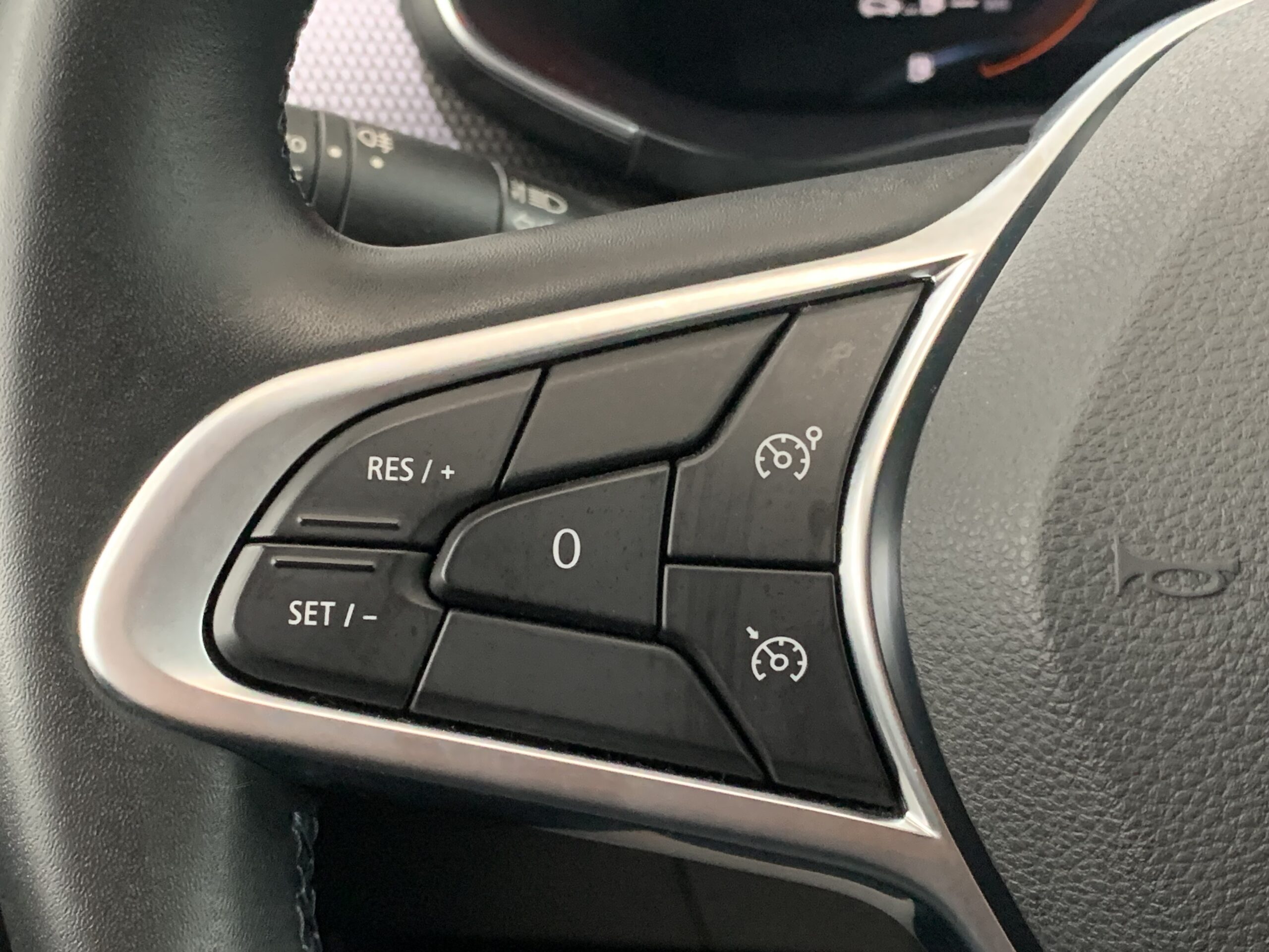 RENAULT ARKANA TECHNO E-TECH FULL HYBRID 145CV