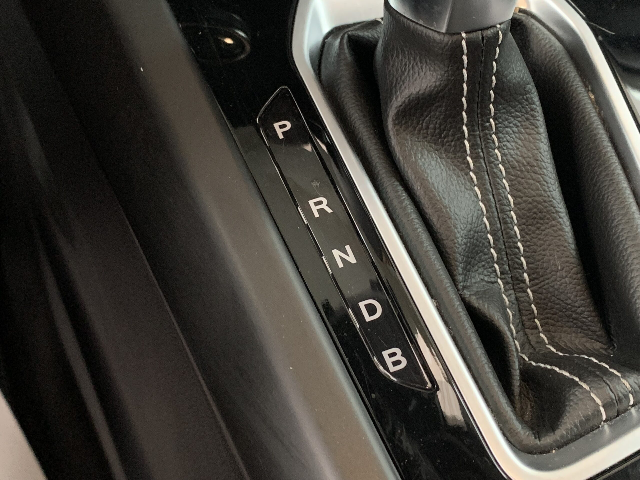 RENAULT ARKANA TECHNO E-TECH FULL HYBRID 145CV