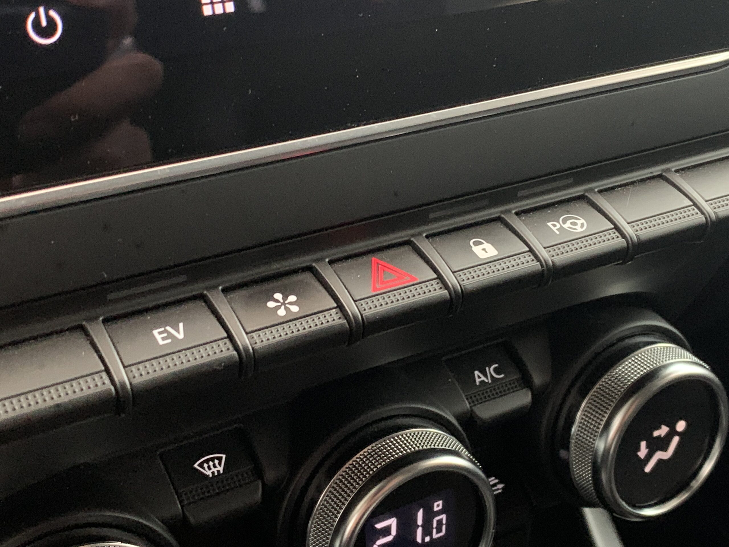 RENAULT ARKANA TECHNO E-TECH FULL HYBRID 145CV