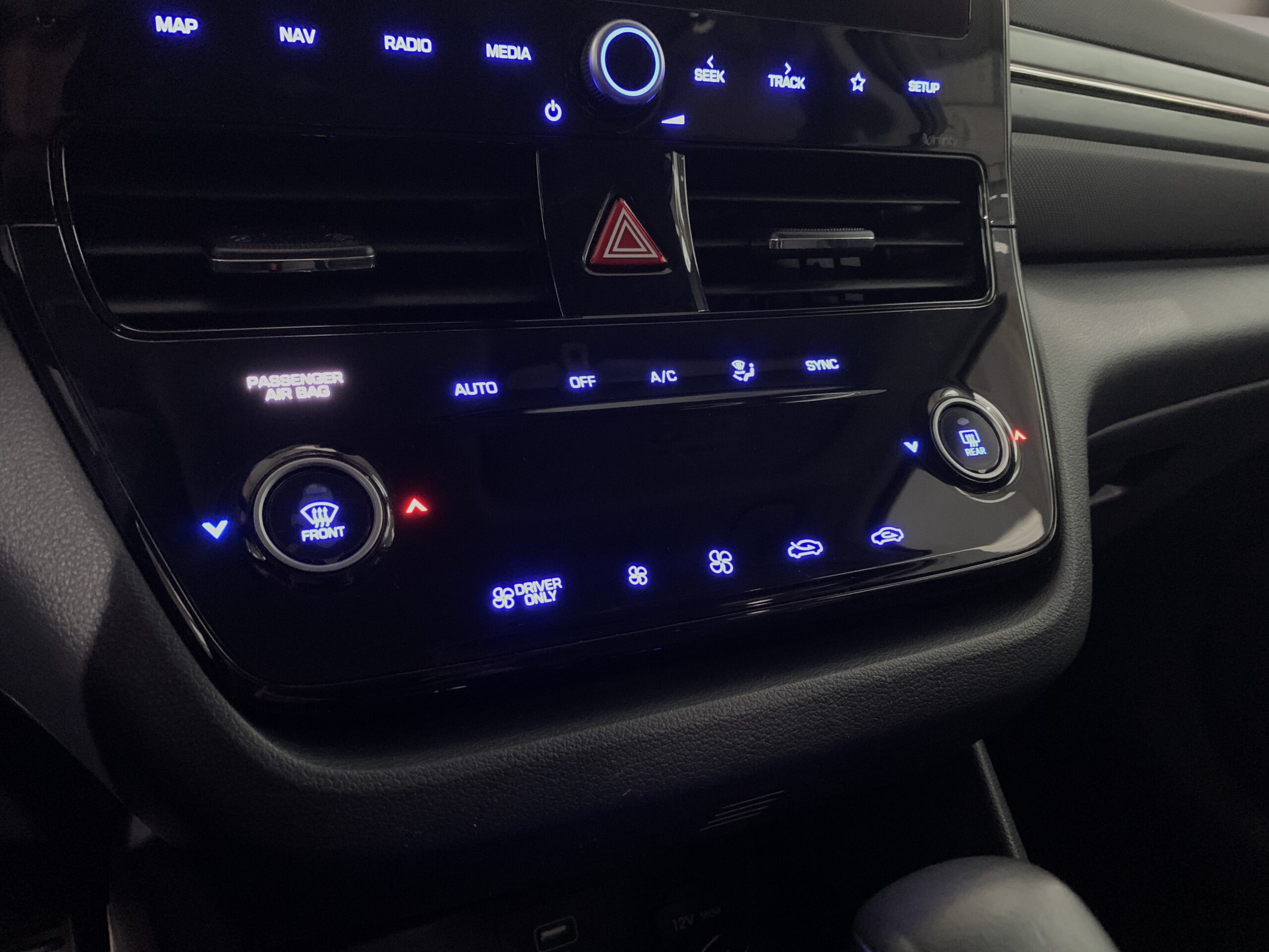 HYUNDAI IONIQ HIBRIDO ENCHUFABLE STYLE 141CV