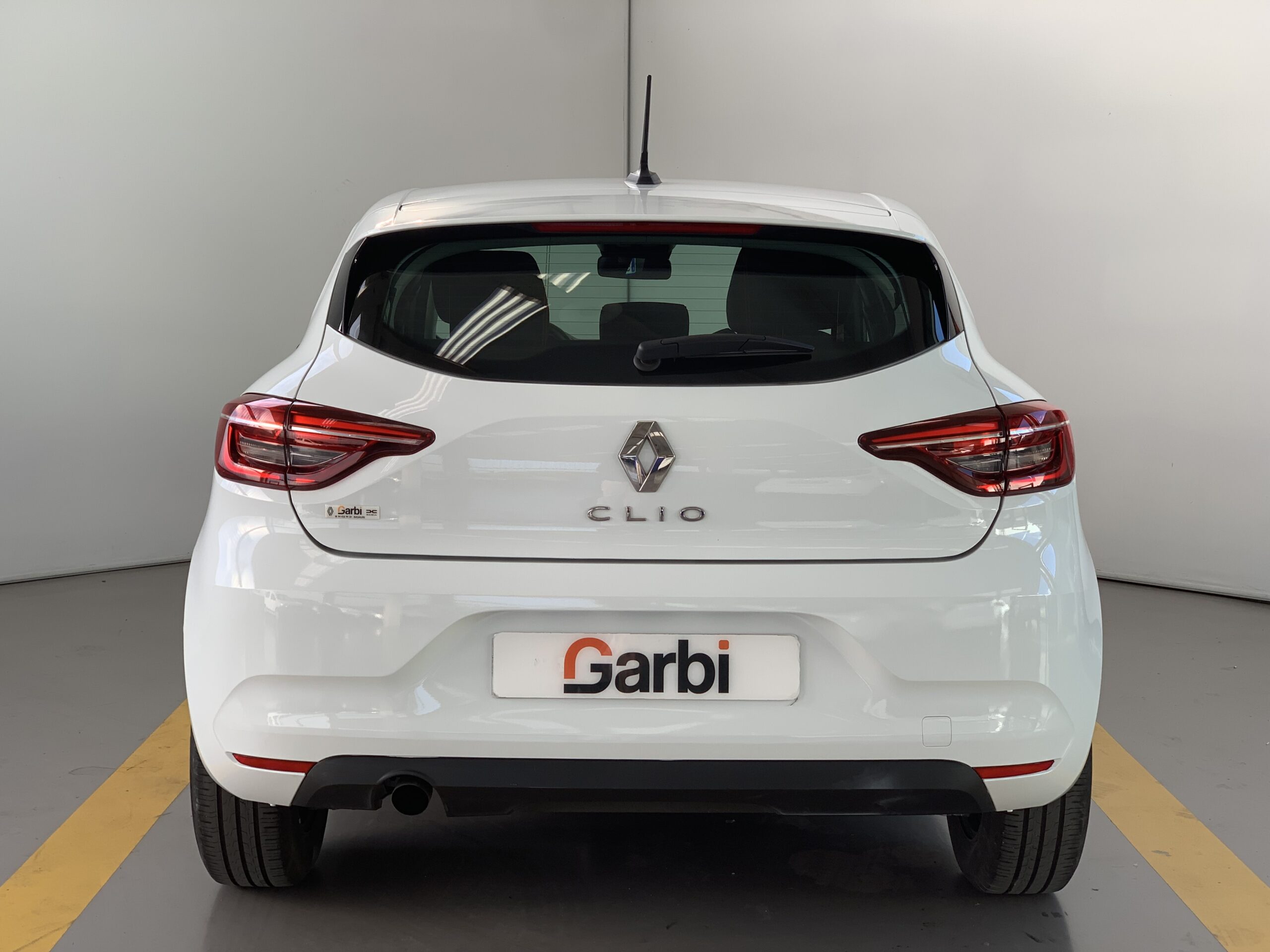 CLIO EQUILIBRE DCI 100 CV + RUEDA DE REPUESTO