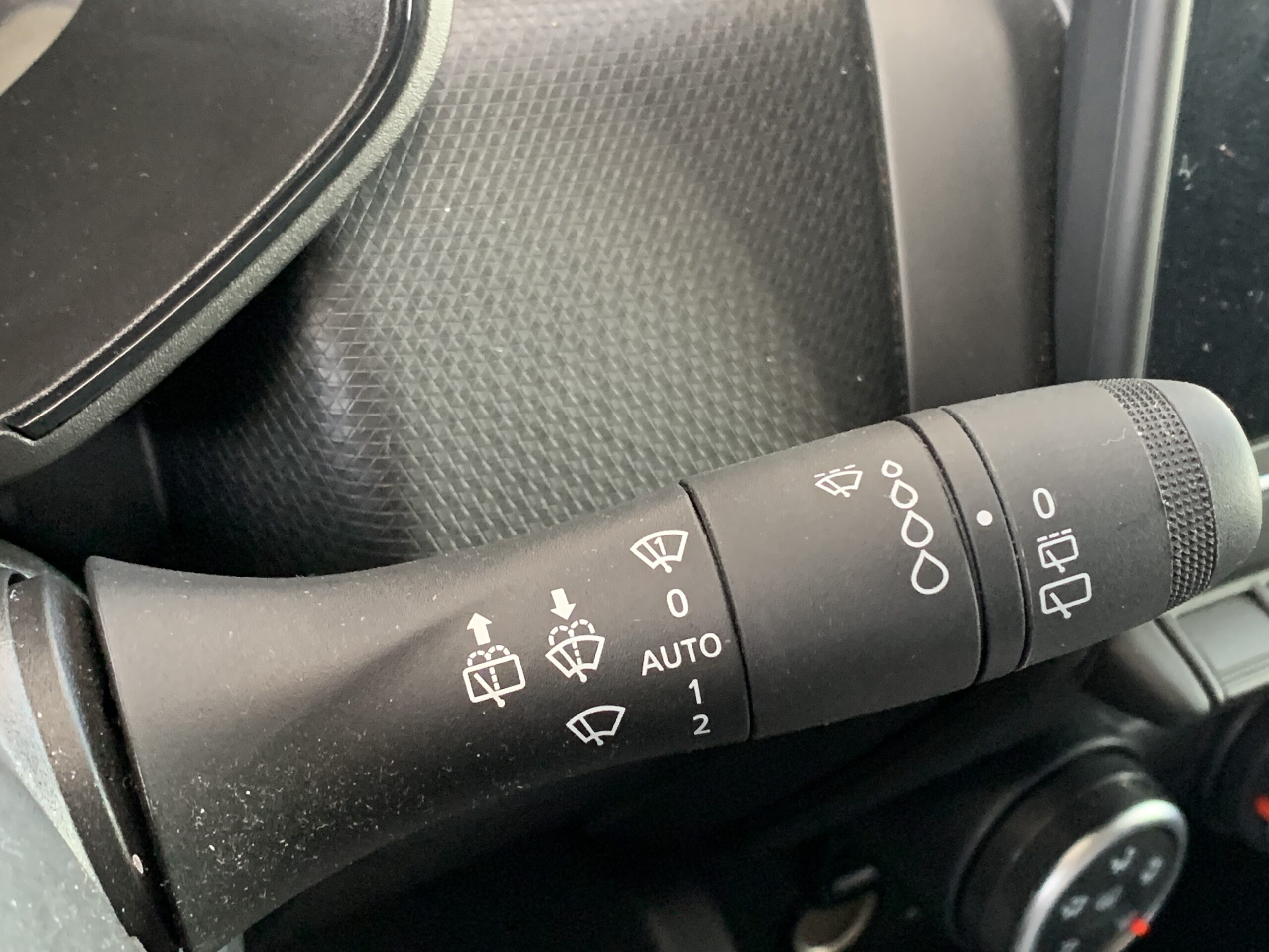 CLIO EQUILIBRE DCI 100 CV + RUEDA DE REPUESTO