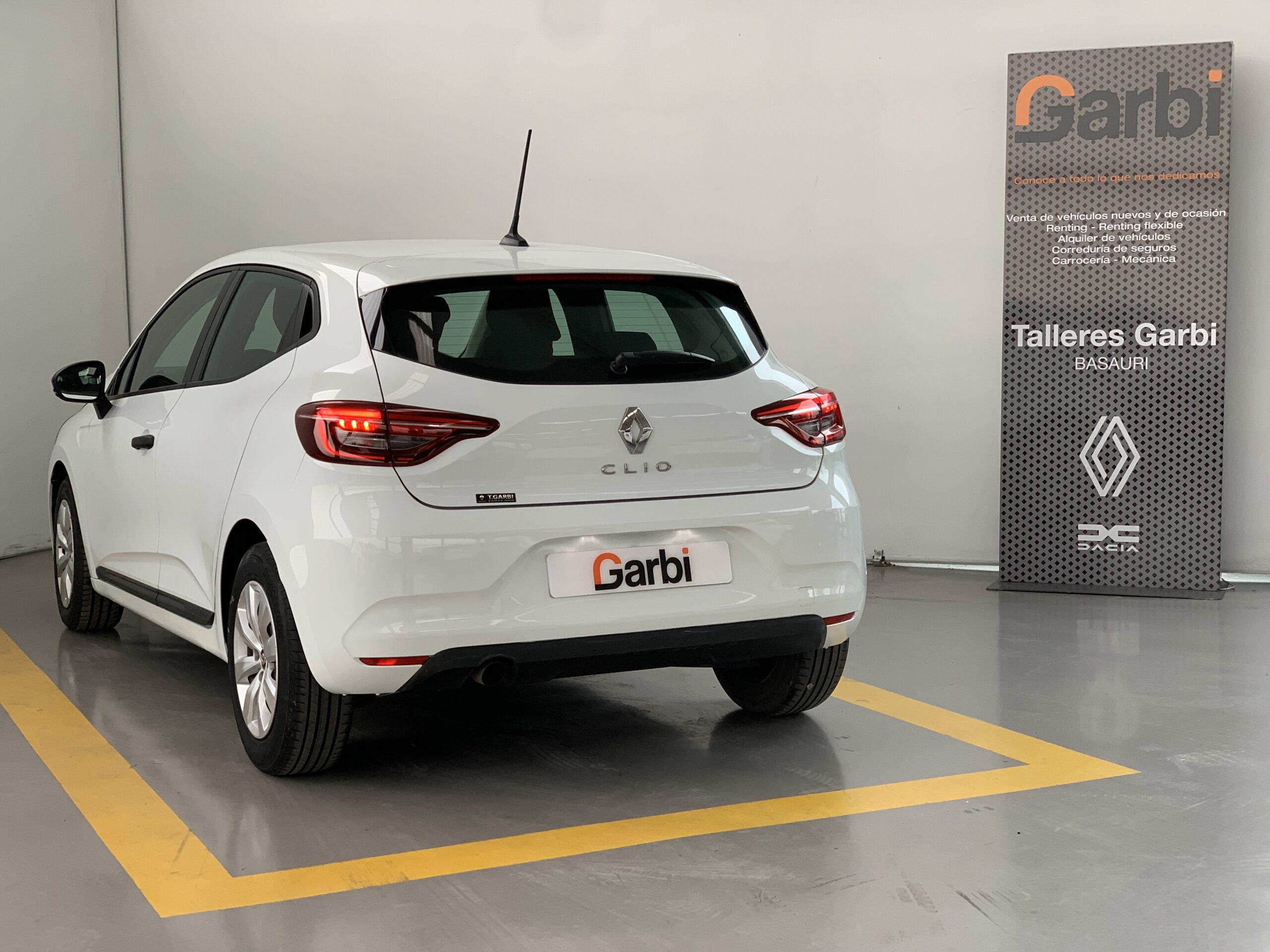 RENAULT CLIO BUSINESS DCI 85CV + RUEDA DE REPUESTO