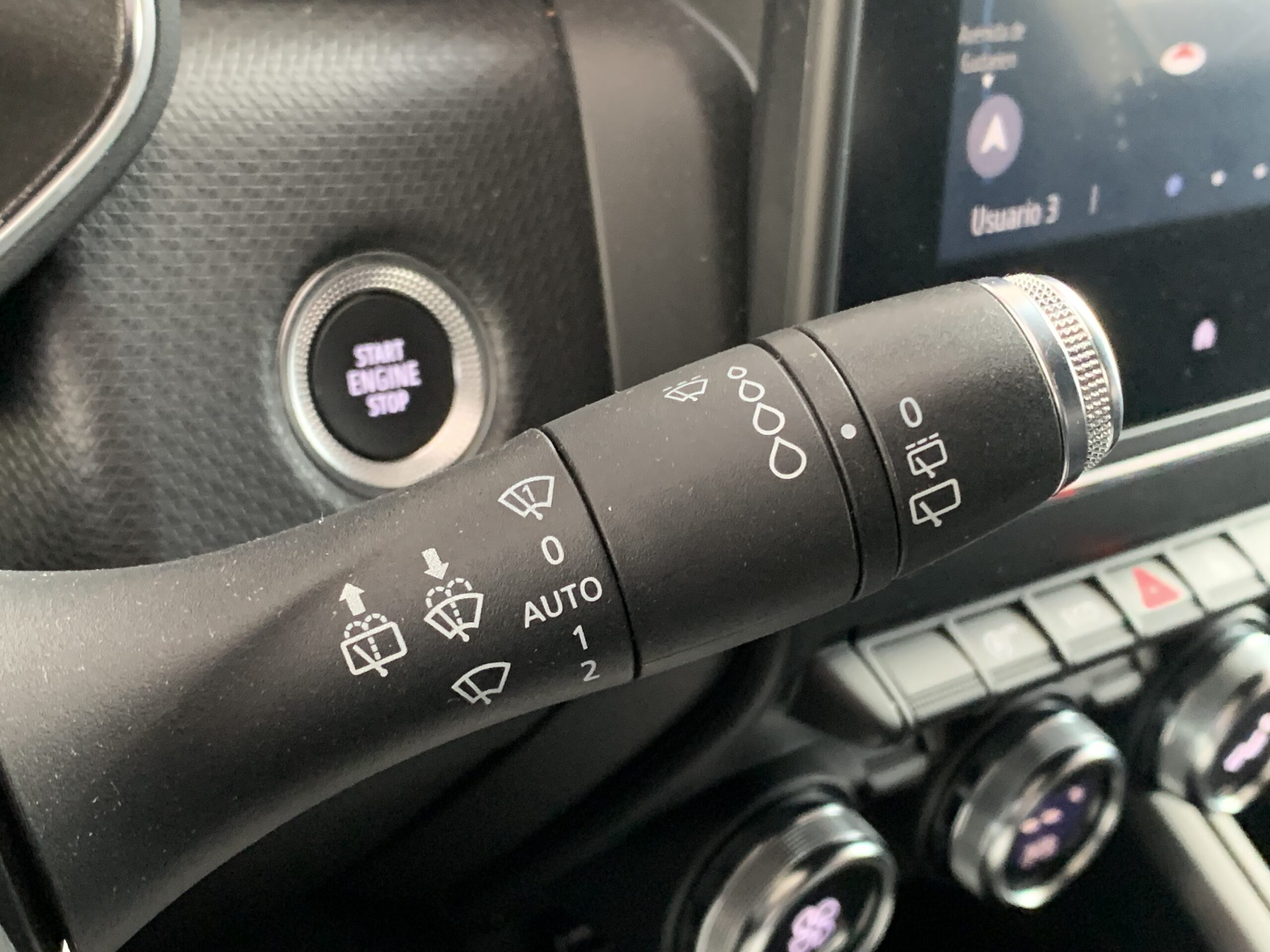 RENAULT CLIO ZEN GLP 100CV + PACK NAVEGACION