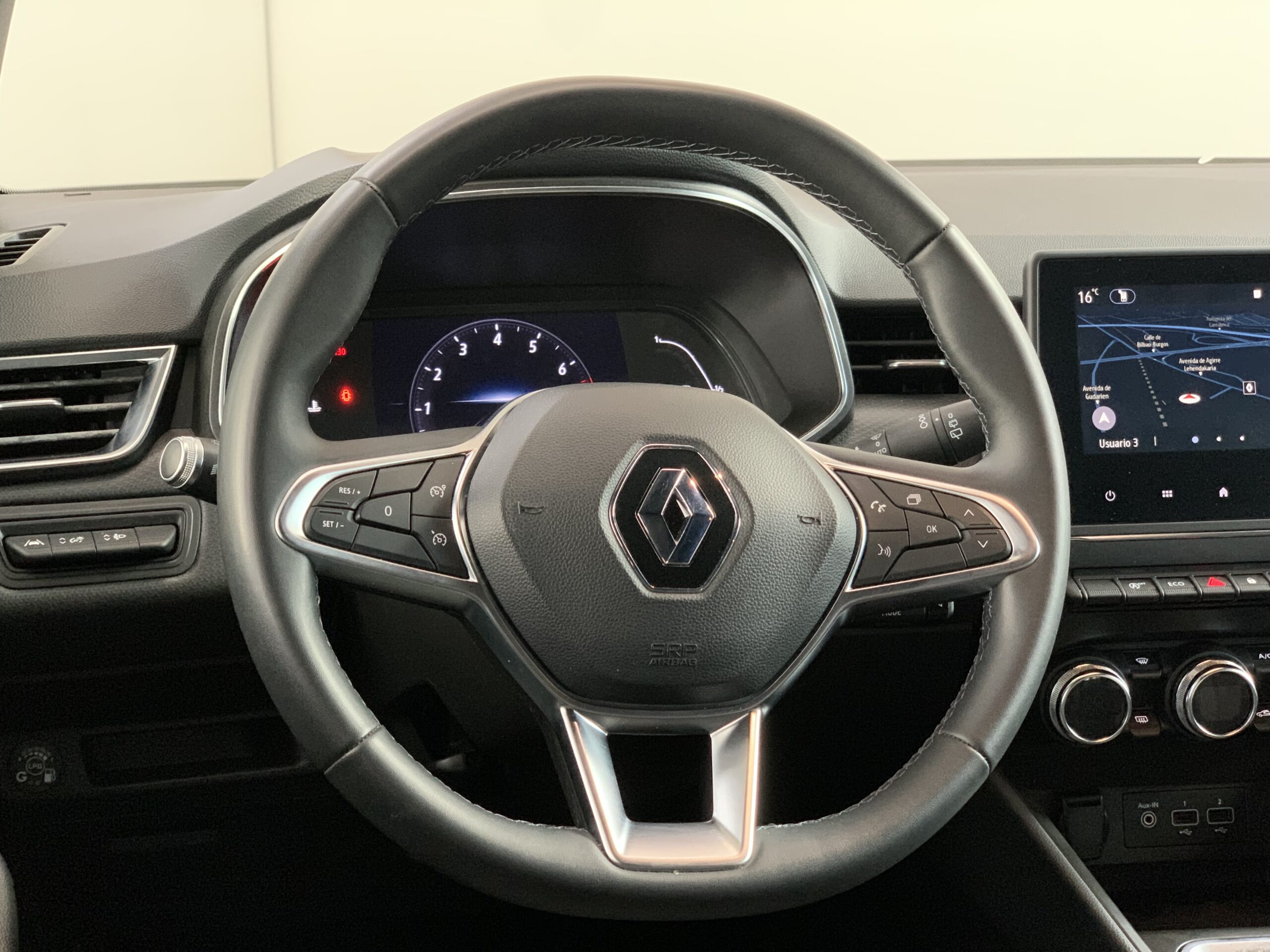 RENAULT CLIO ZEN GLP 100CV + PACK NAVEGACION