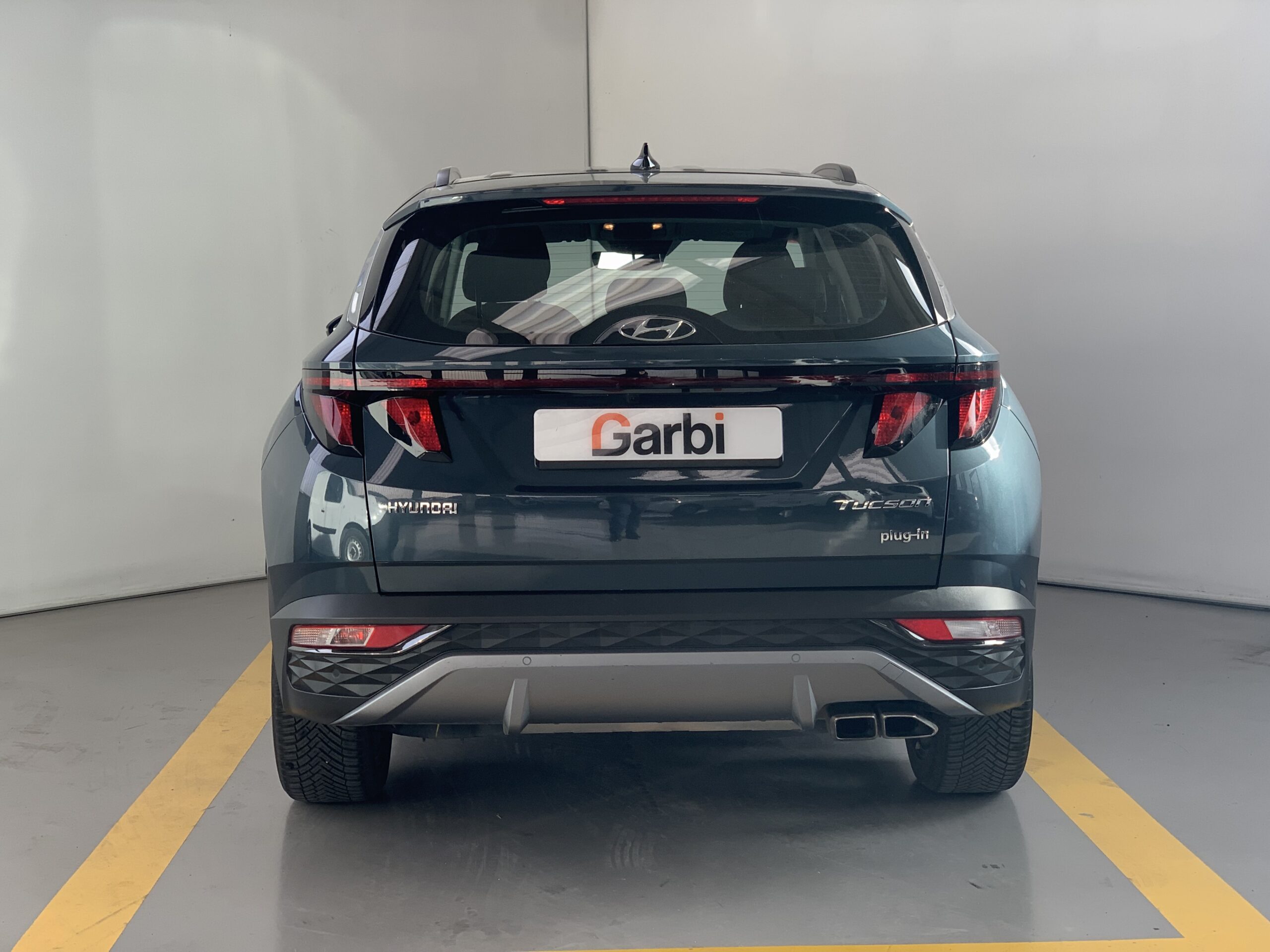 HYUNDAI TUCSON MAXX HIBRIDO ENCHUFABLE 4X4 1.6TGDI 265CV