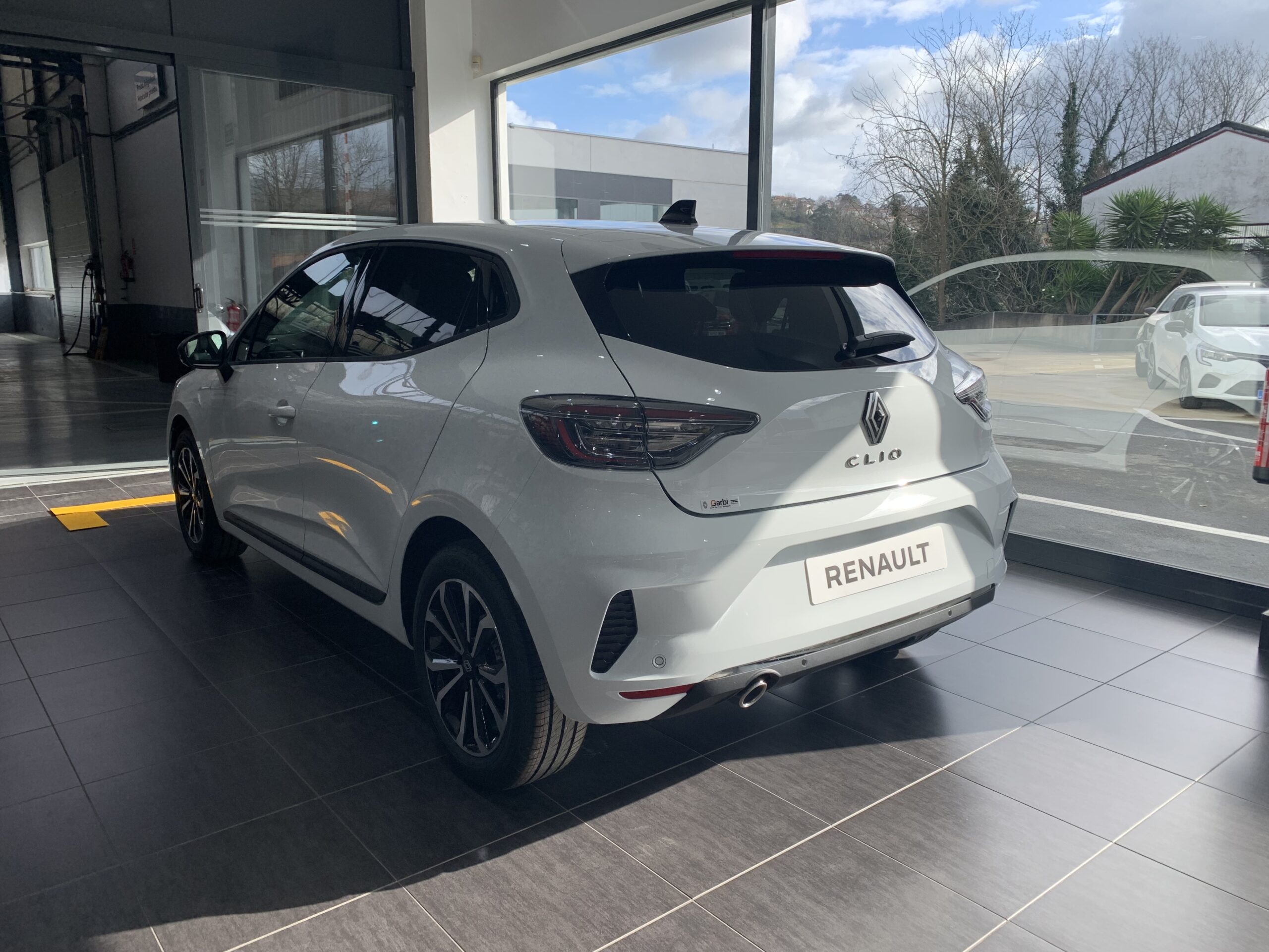 RENAULT CLIO TECHNO GLP 100 CV