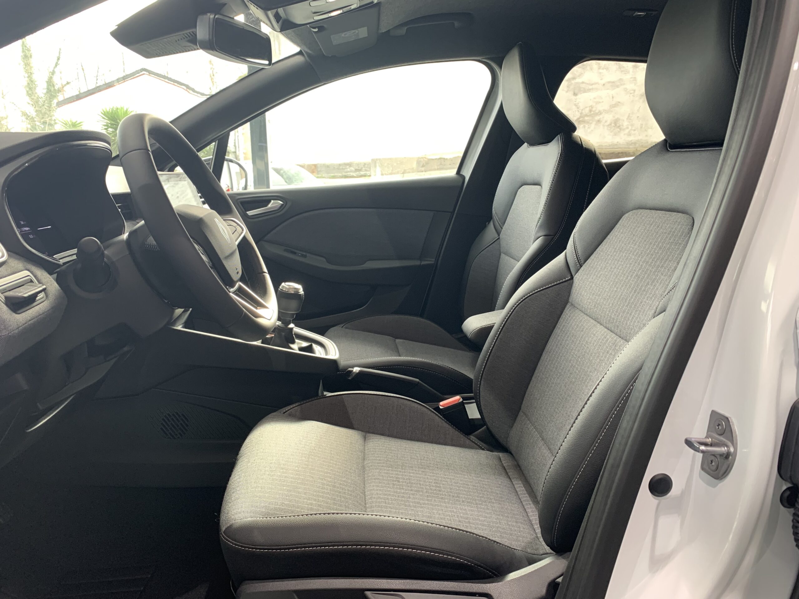 RENAULT CLIO TECHNO GLP 100 CV