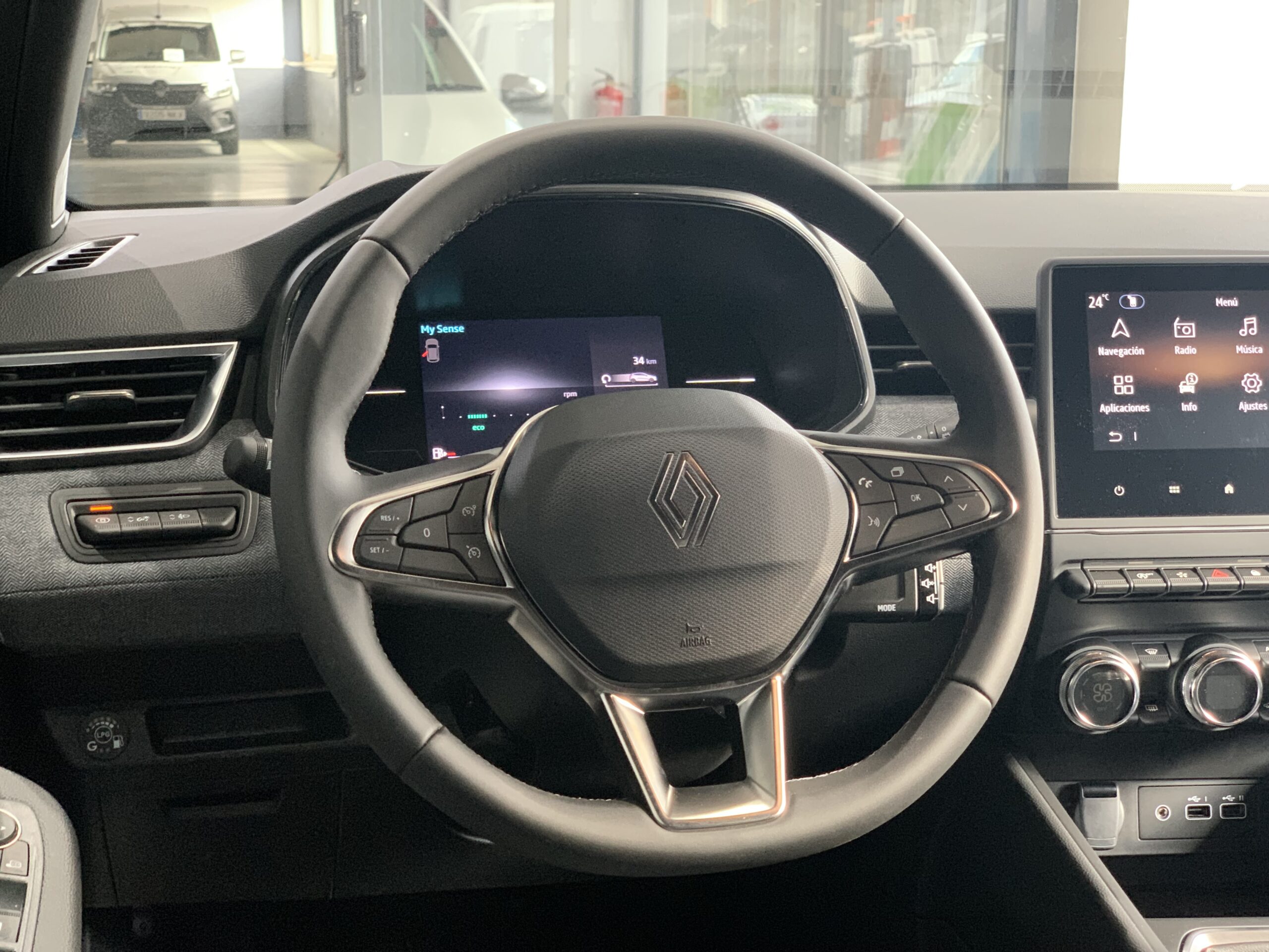 RENAULT CLIO TECHNO GLP 100 CV