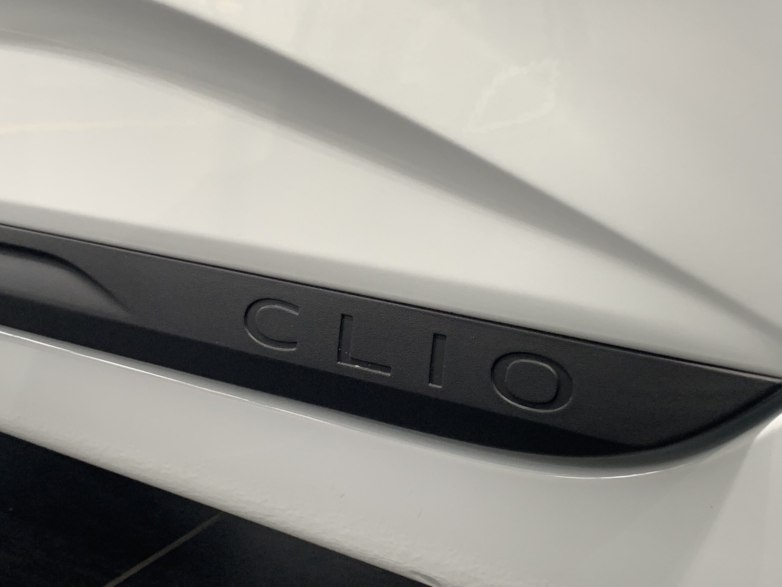 RENAULT CLIO TECHNO GLP 100 CV