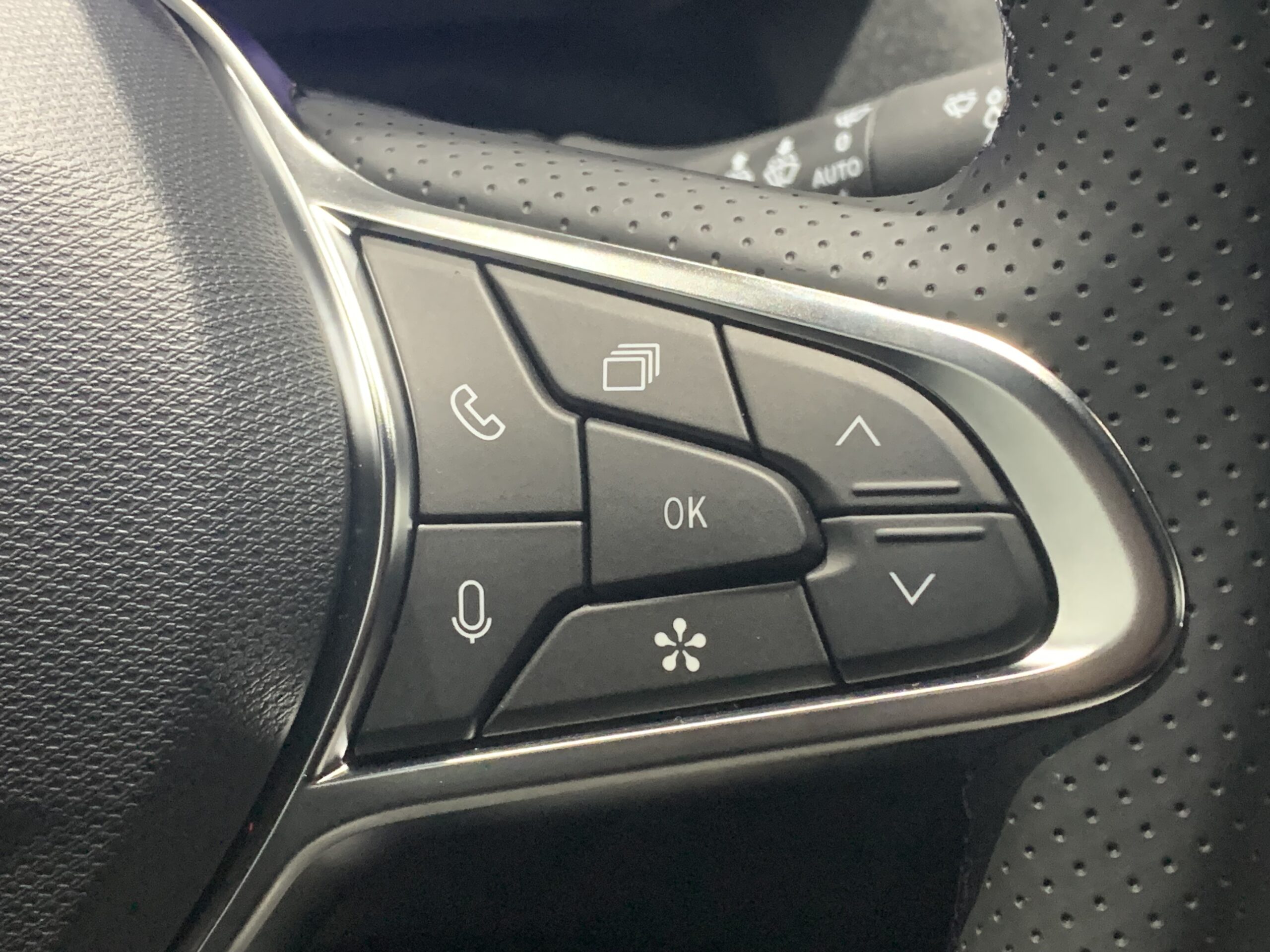 RENAULT SYMBIOZ TECHNO E-TECH 160CV