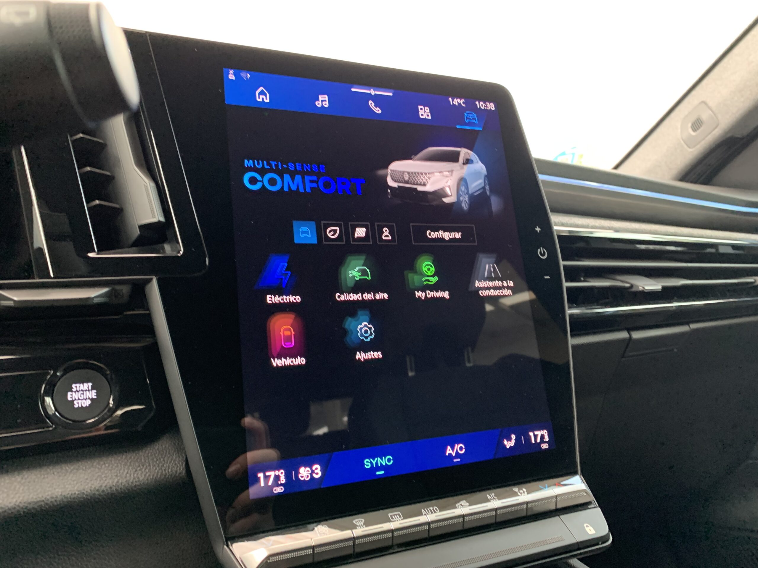 RENAULT AUSTRAL TECHNO FULL HYBRID 200CV + TECHO DE COLOR NEGRO