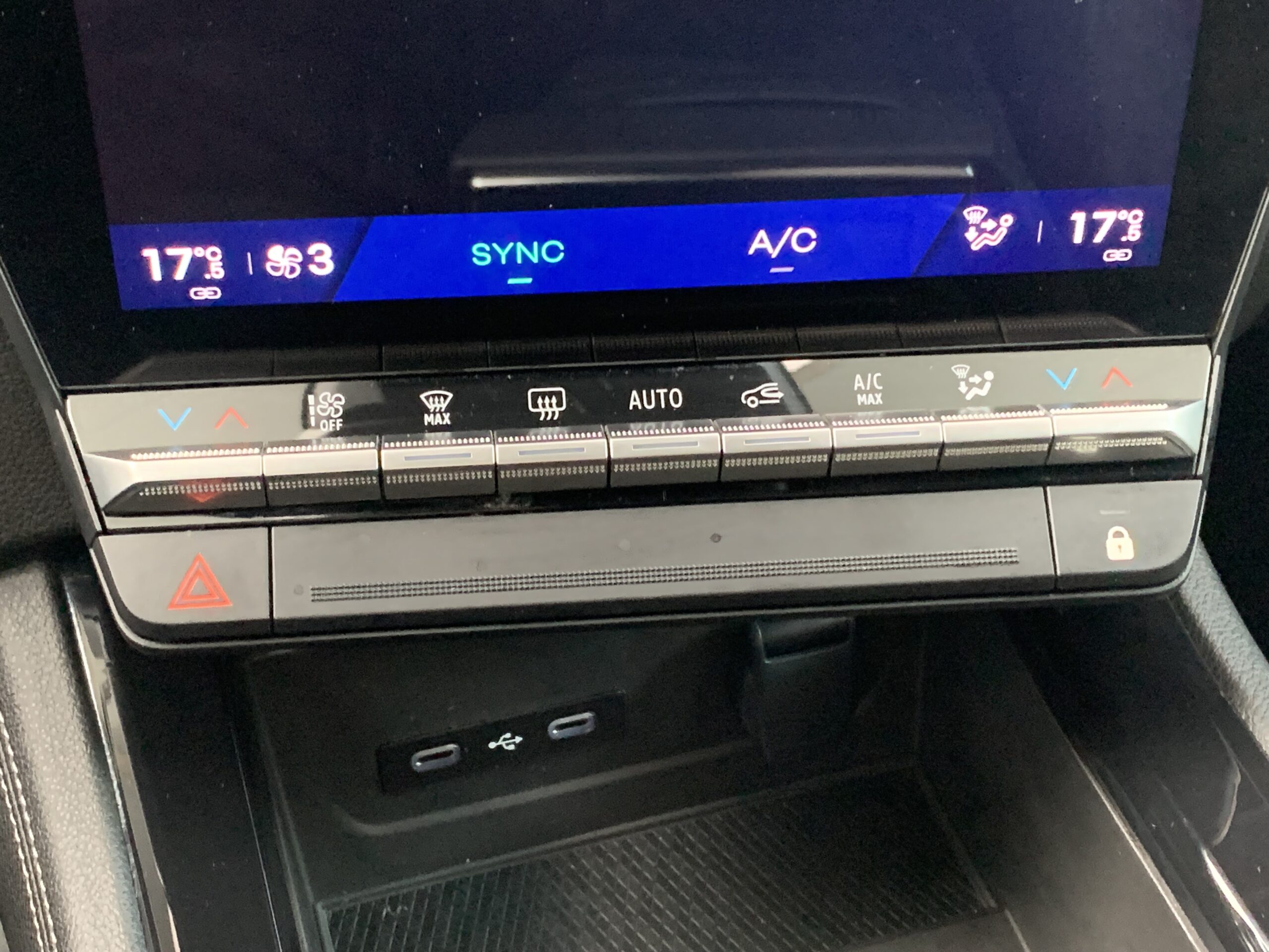 RENAULT AUSTRAL TECHNO FULL HYBRID 200CV + TECHO DE COLOR NEGRO