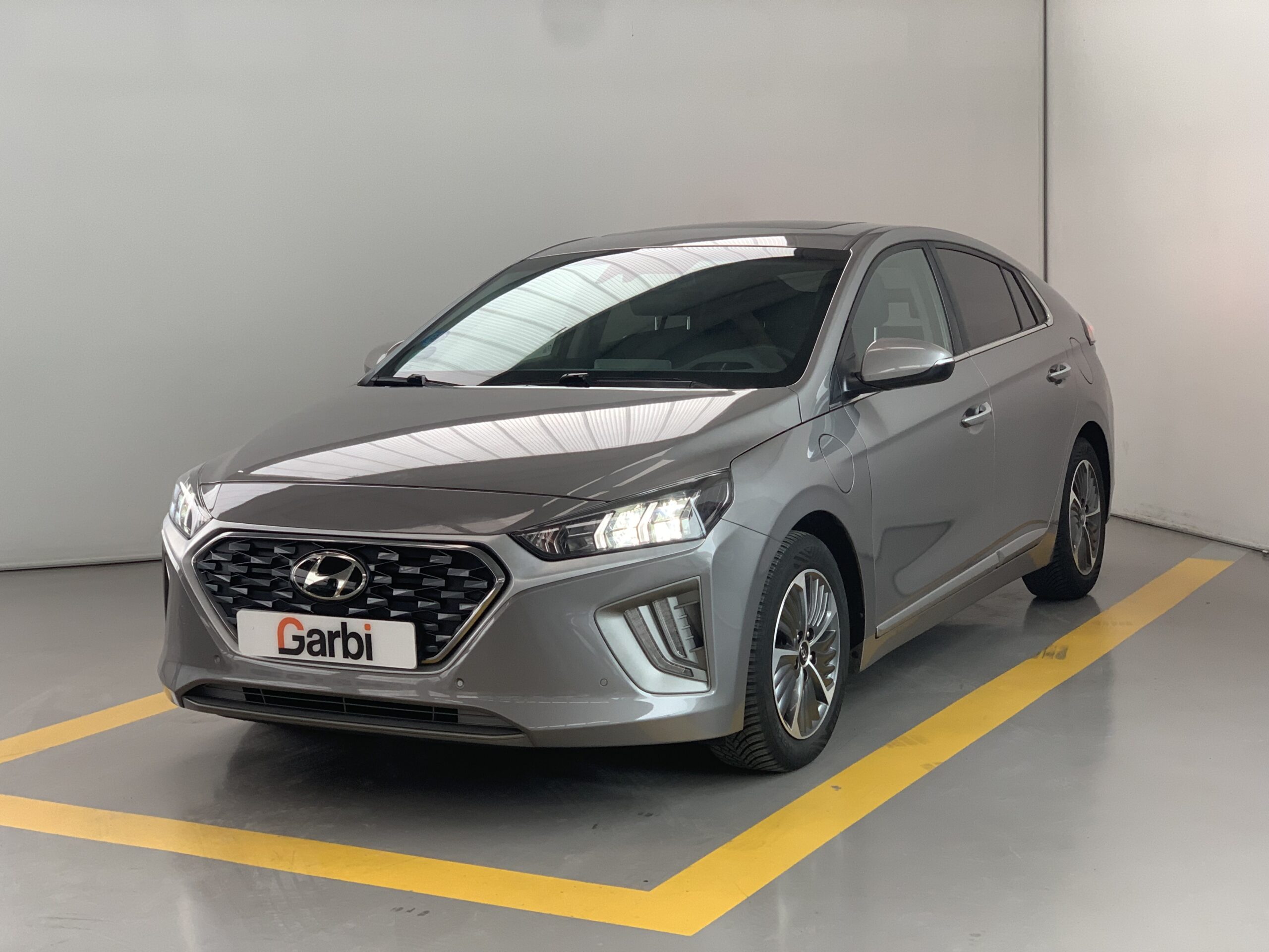 HYUNDAI IONIQ STYLE HIBRIDO ENCHUFABLE 1.6GDI 141CV