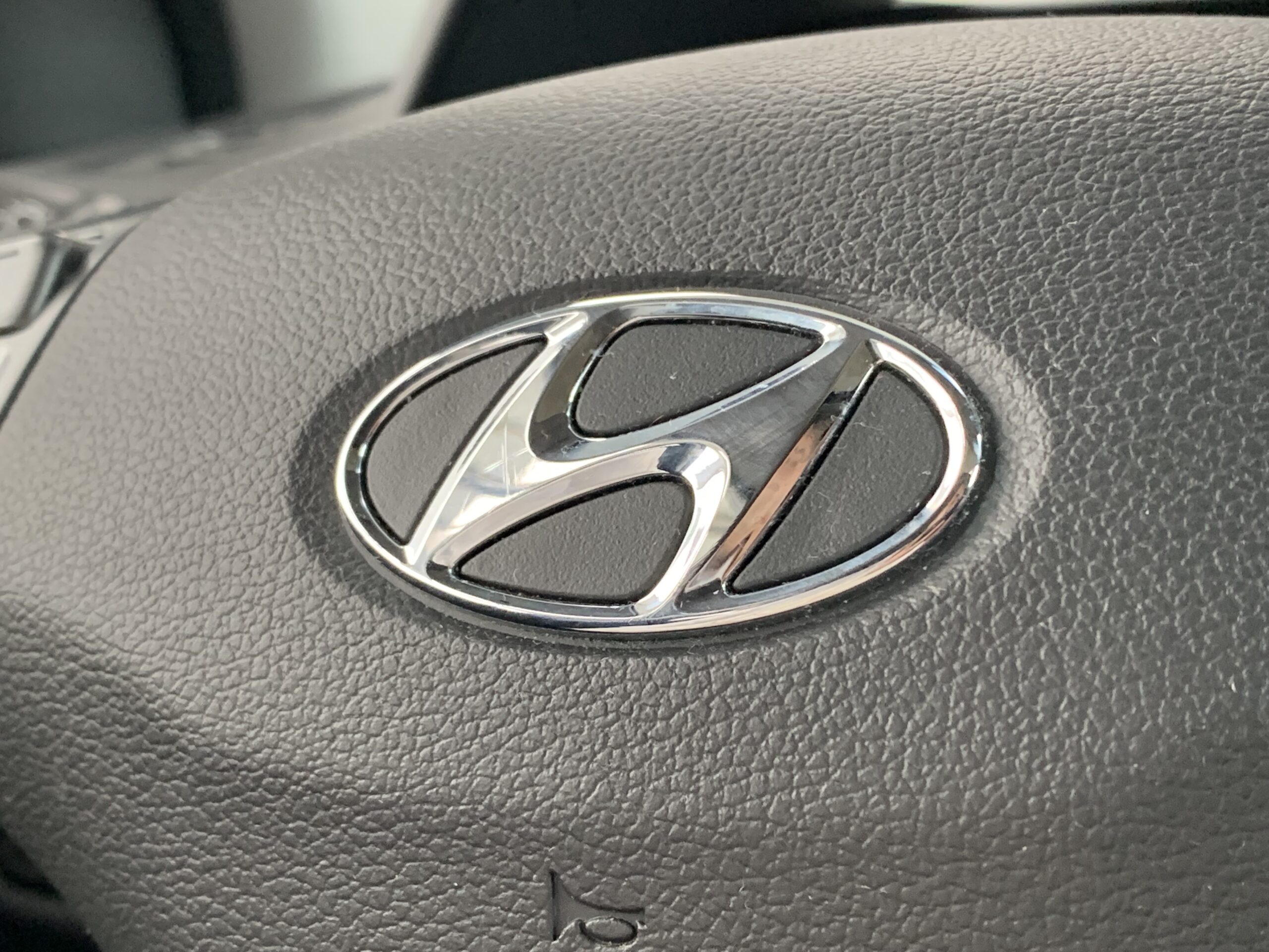 HYUNDAI IONIQ STYLE HIBRIDO ENCHUFABLE 1.6GDI 141CV