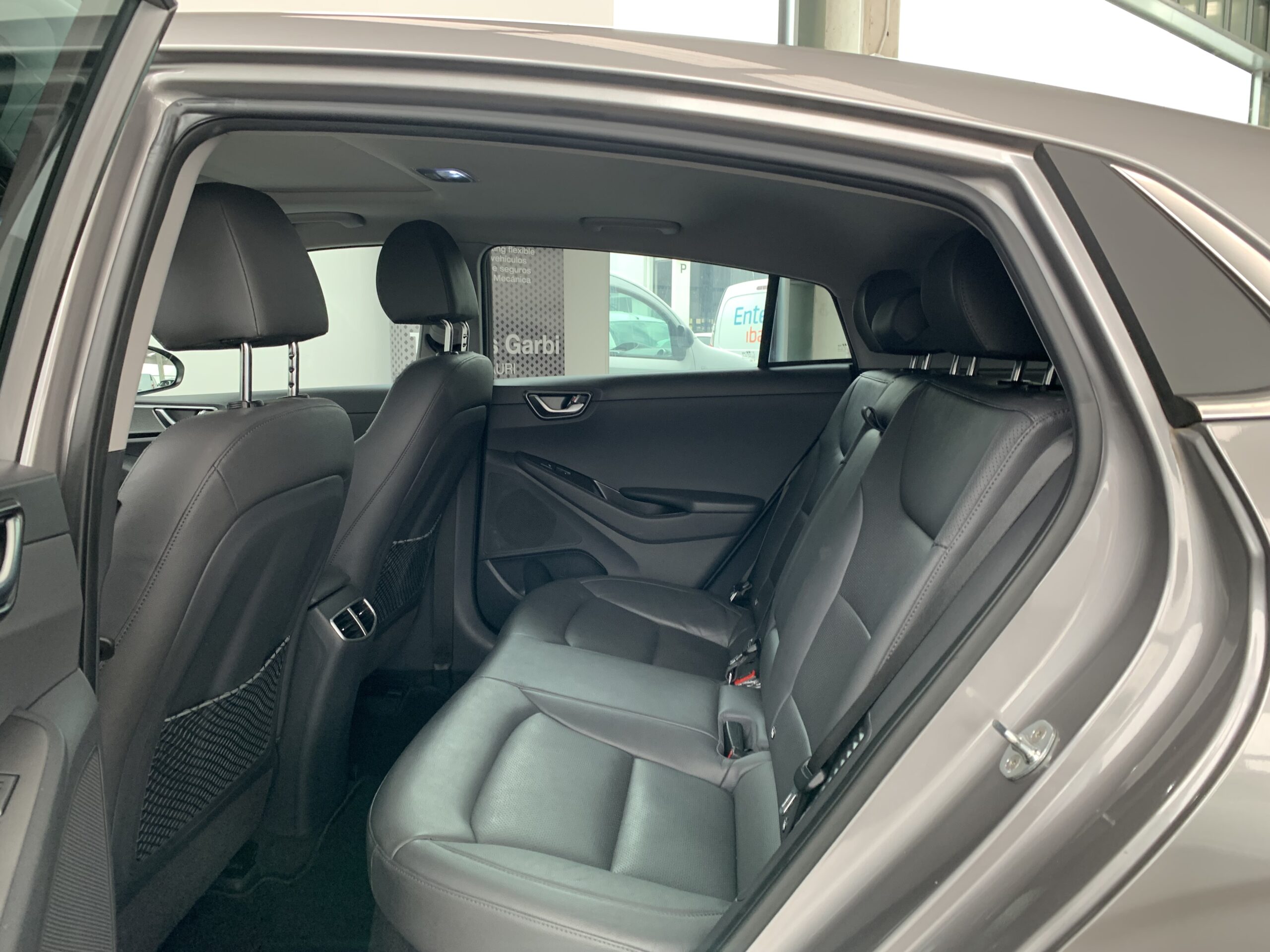 HYUNDAI IONIQ STYLE HIBRIDO ENCHUFABLE 1.6GDI 141CV