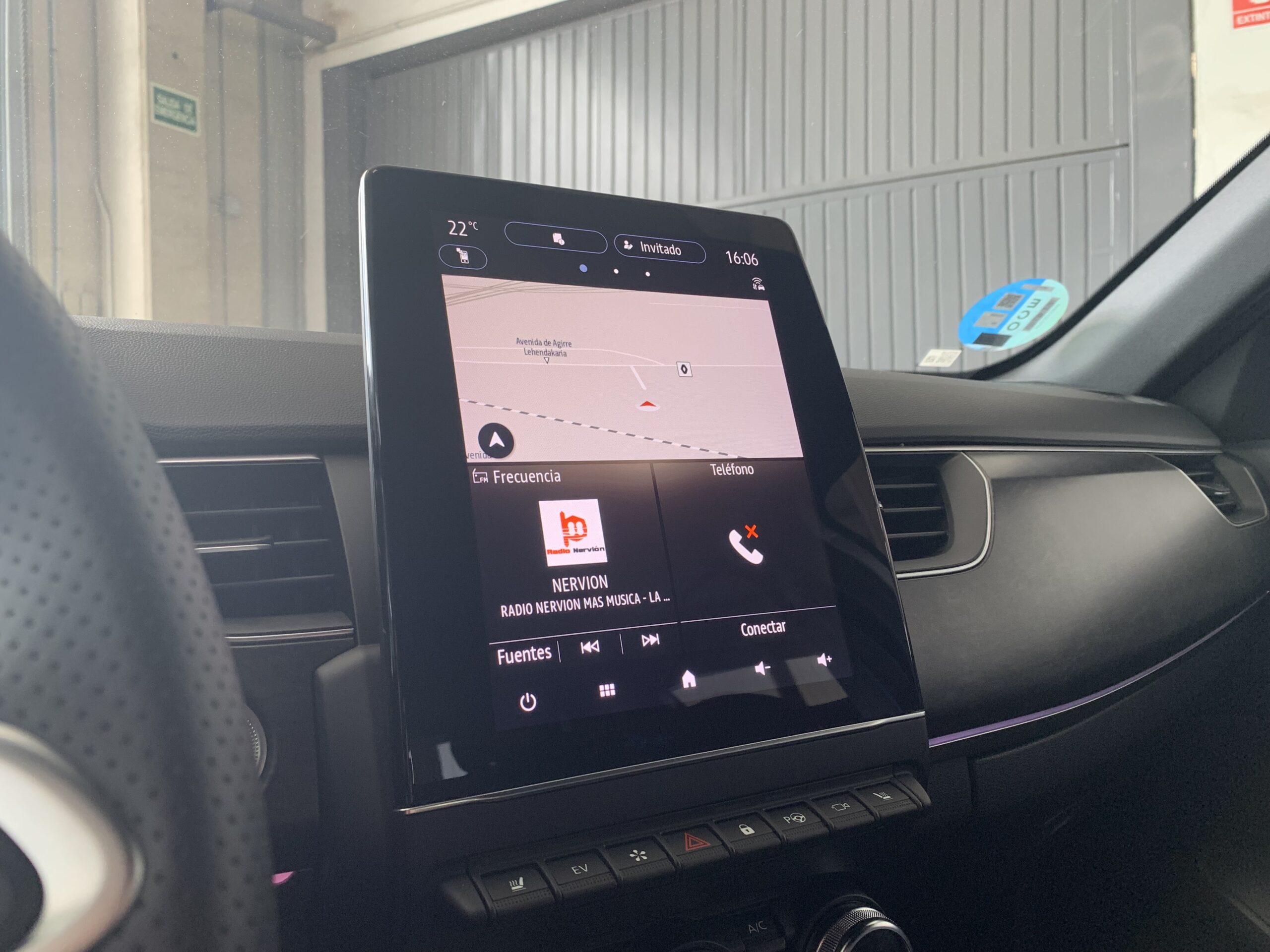 RENAULT ARKANA ESPIRIT ALPINE FULL HYBRID 145CV + PACK PARKING PLUS + TECHO DE COLOR NEGRO