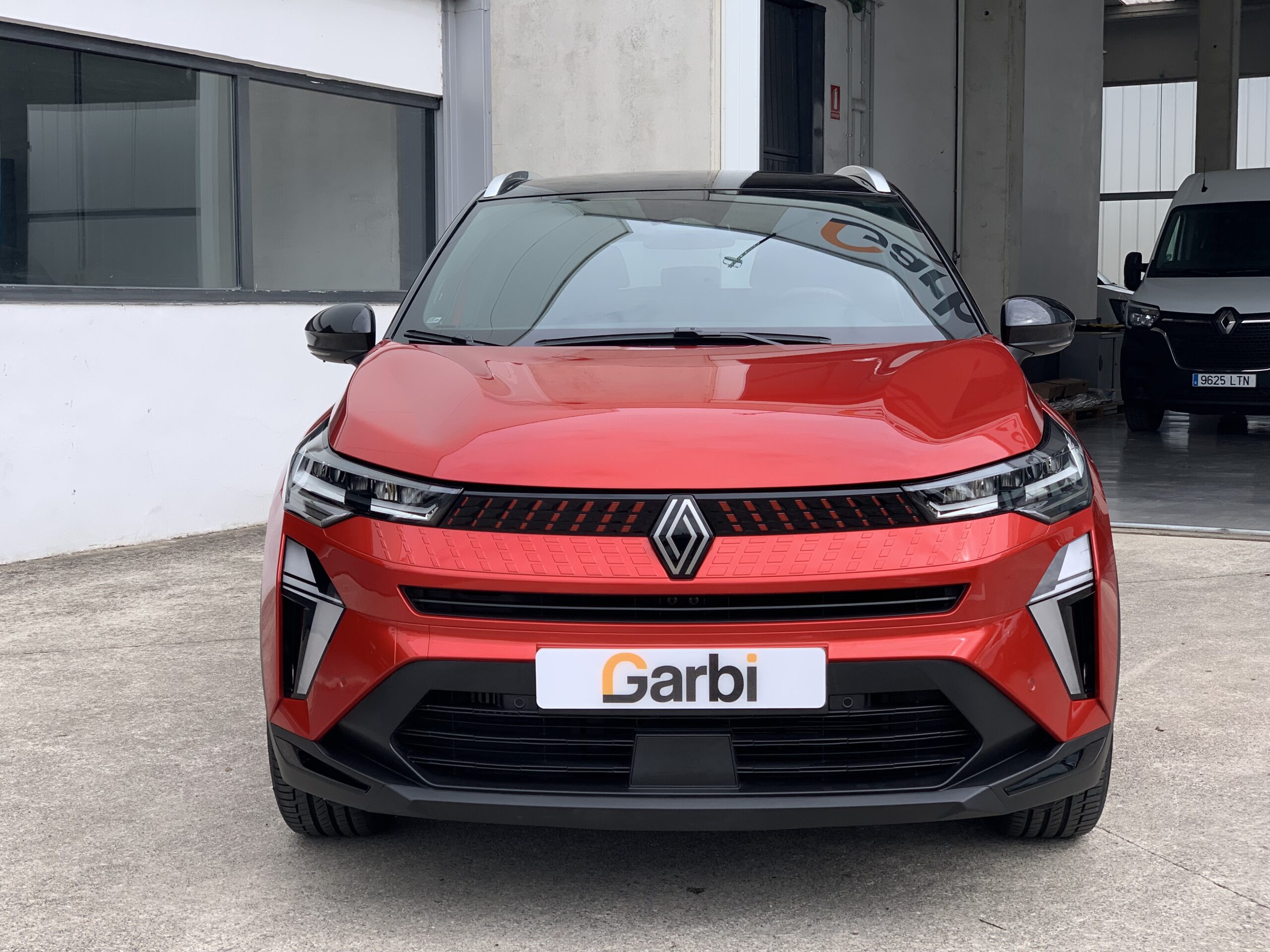 RENAULT CAPTUR TECHNO GLP 100CV + PACK NAVEGACION & HARMAN KARDON