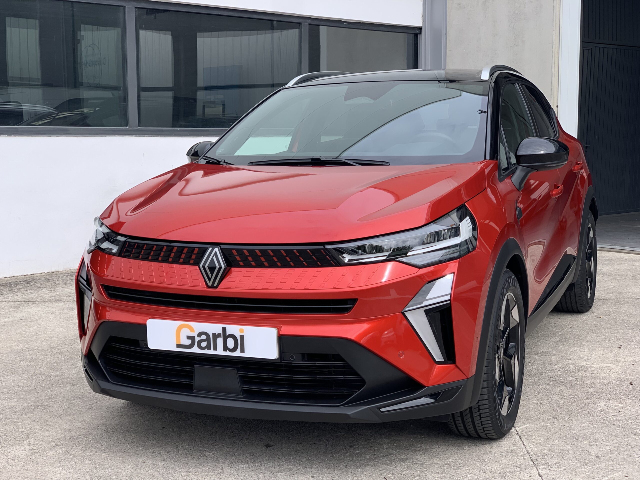 RENAULT CAPTUR TECHNO GLP 100CV + PACK NAVEGACION & HARMAN KARDON