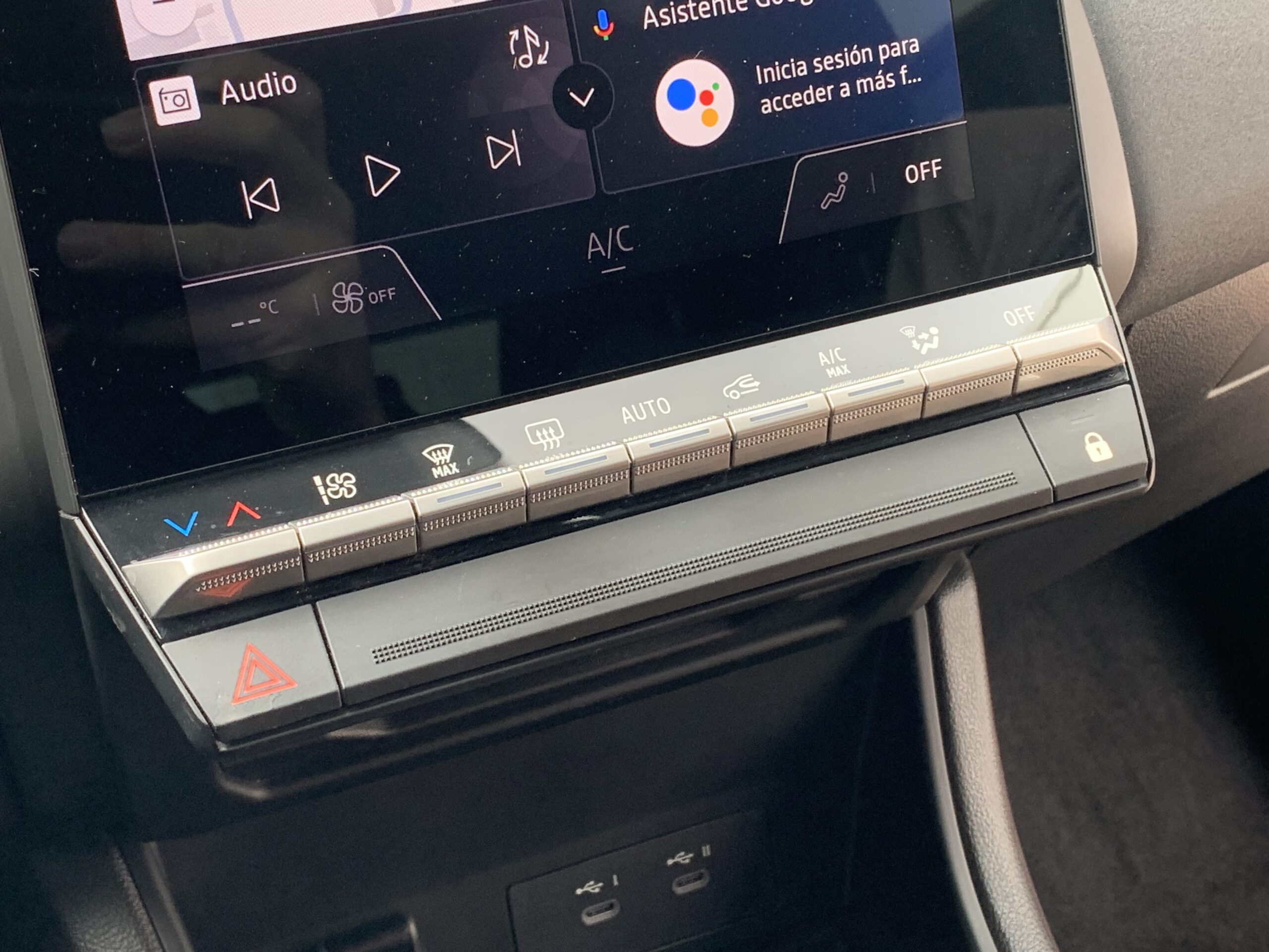 RENAULT CAPTUR TECHNO GLP 100CV + PACK NAVEGACION & HARMAN KARDON
