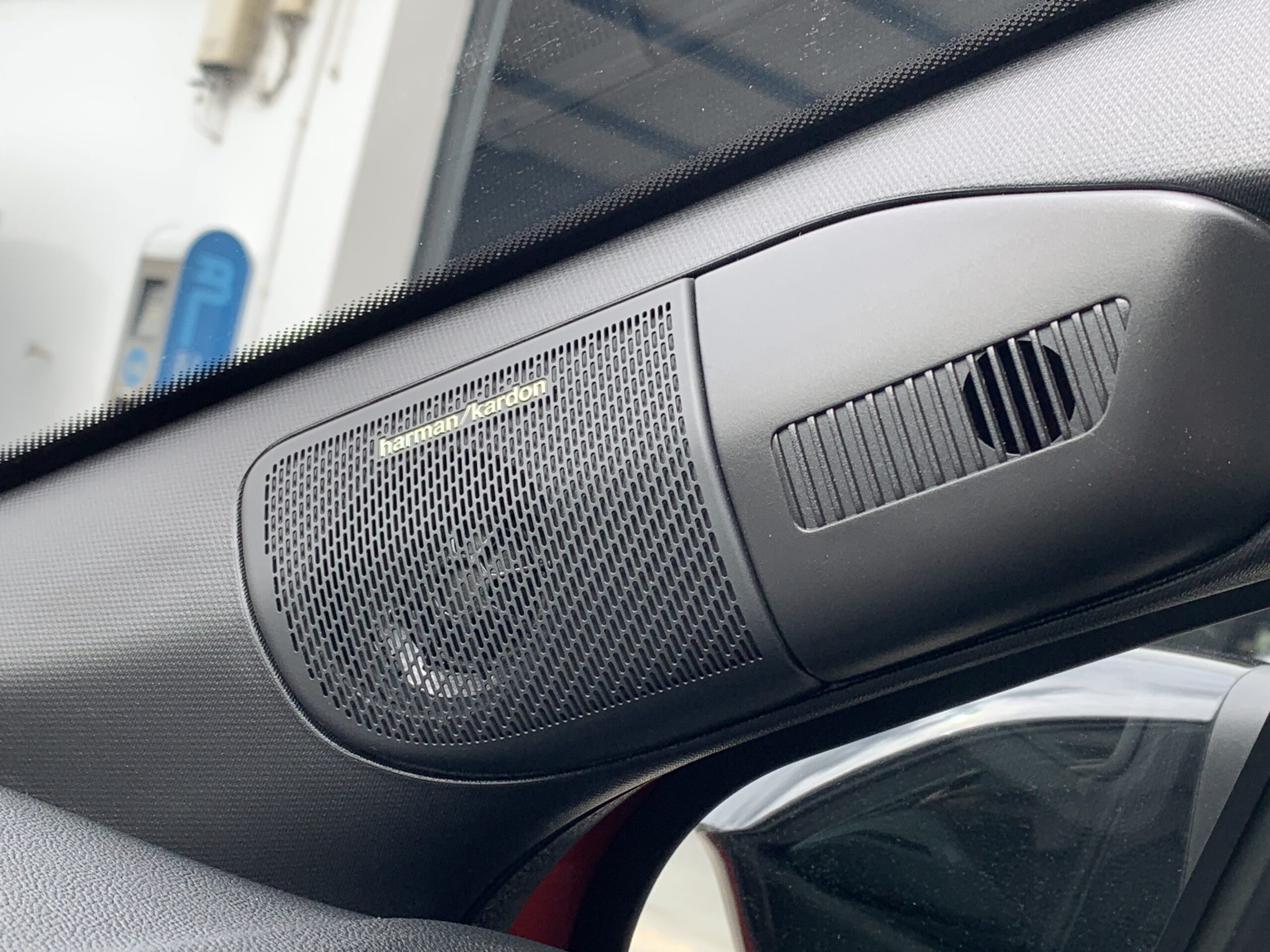 RENAULT CAPTUR TECHNO GLP 100CV + PACK NAVEGACION & HARMAN KARDON