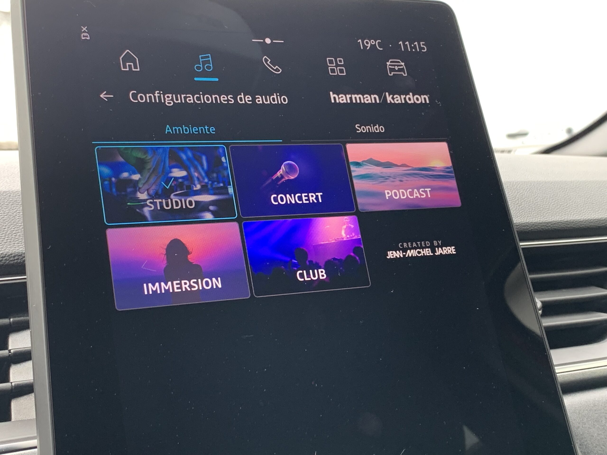 RENAULT CAPTUR TECHNO GLP 100CV + PACK NAVEGACION & HARMAN KARDON