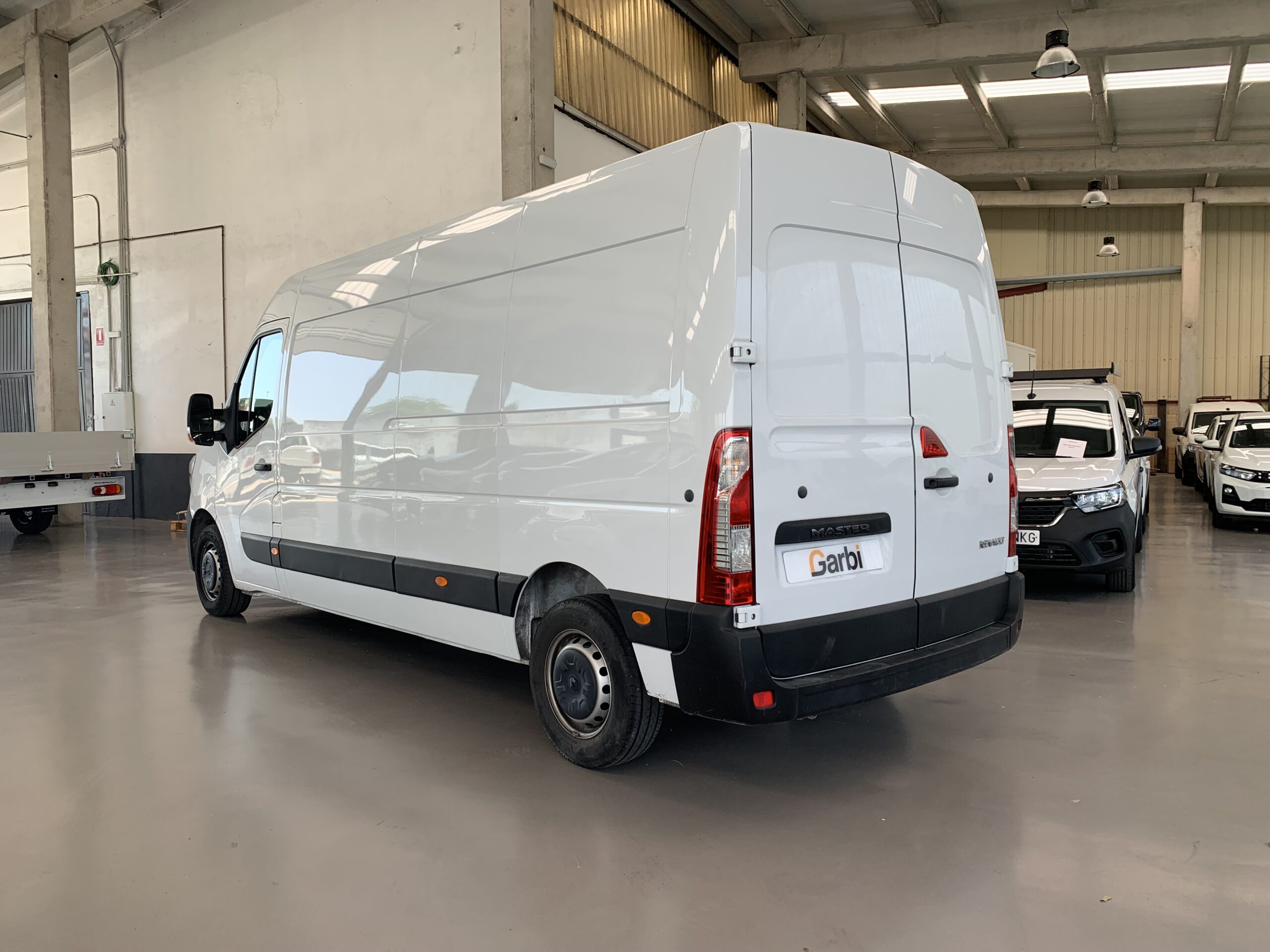 RENAULT MASTER FURGON L3H2 DCI 135CV + PACK AIRE