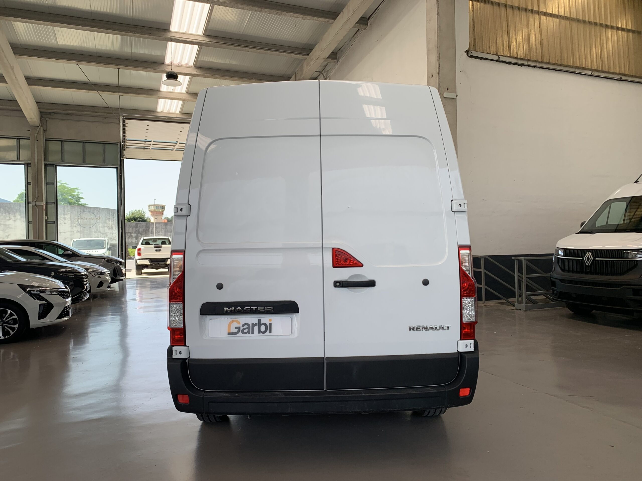 RENAULT MASTER FURGON L3H2 DCI 135CV + PACK AIRE