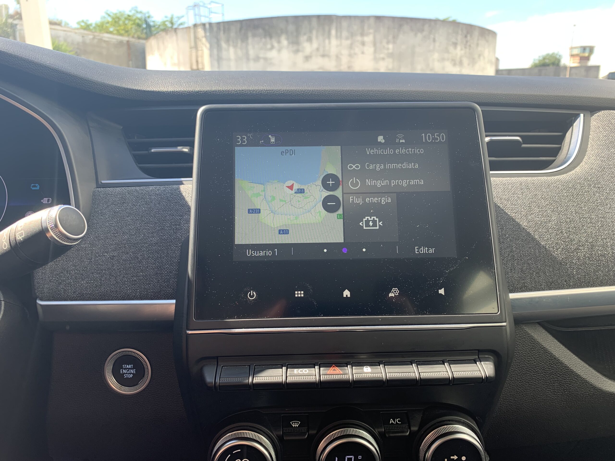 RENAULT ZOE ZEN 100% ELECTRICO 135CV 50KWH + CARGA RAPIDA