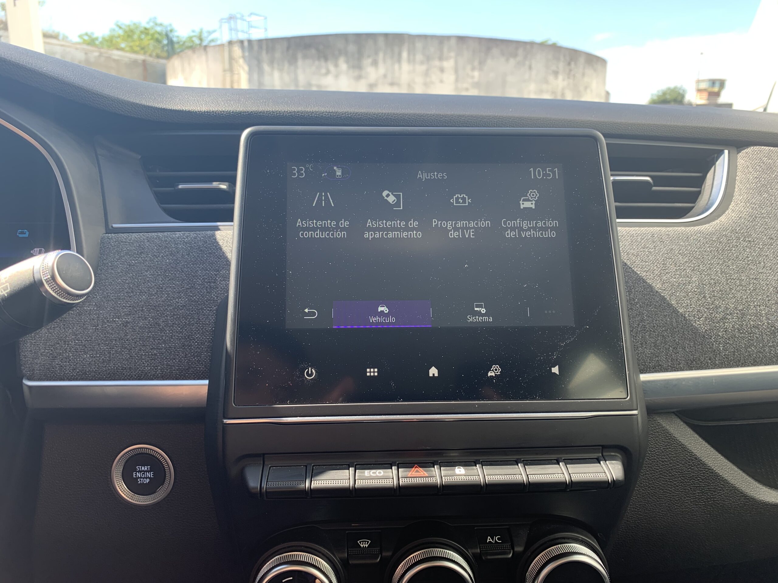 RENAULT ZOE ZEN 100% ELECTRICO 135CV 50KWH + CARGA RAPIDA