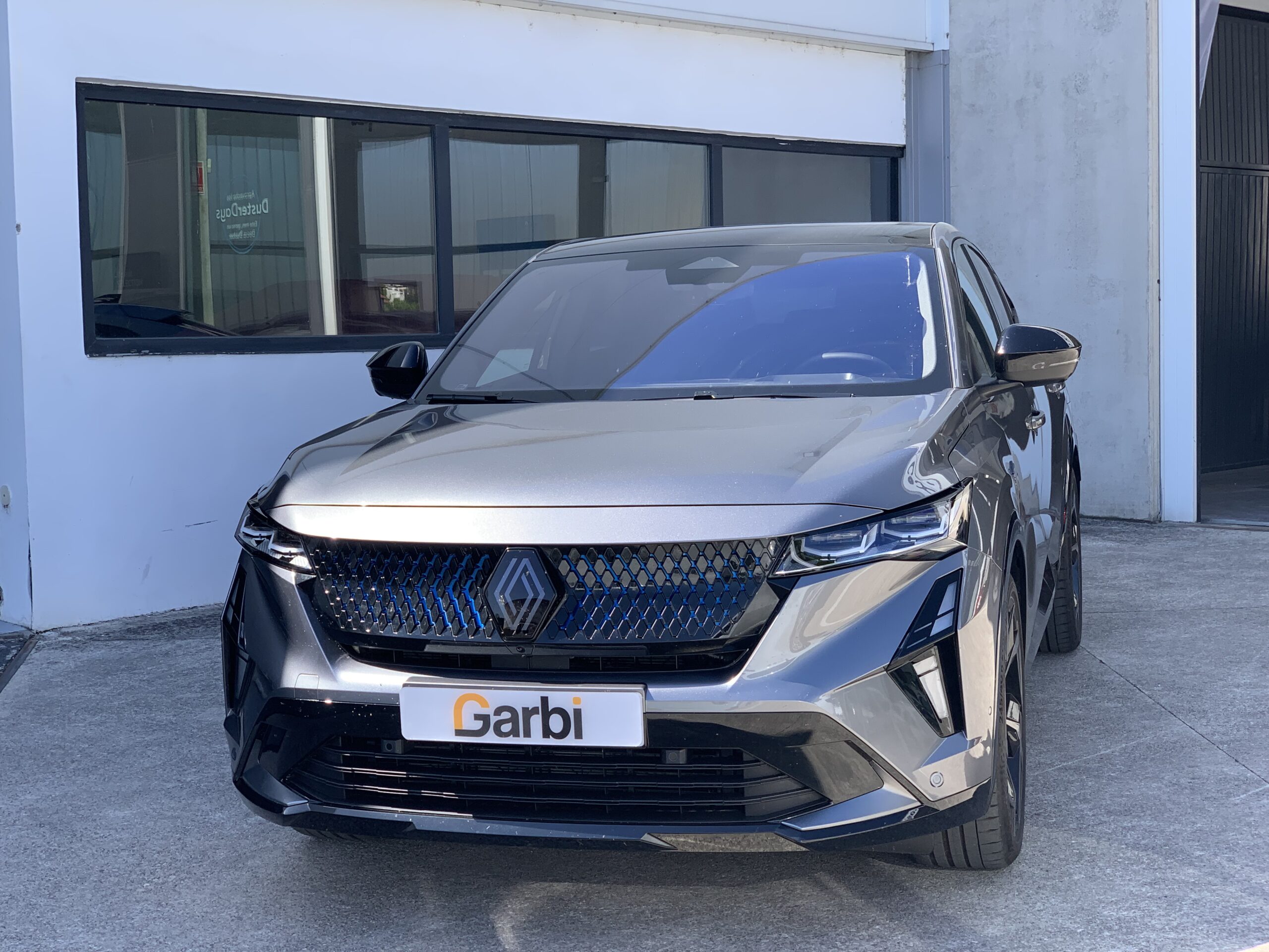 RENAULT RAFALE ATELIER ALPINE HYPER HYBRID 300CV 4X4 HIBRIDO ENCHUFABLE + CABLE MODO 2 + TECHO DE CRISTAL PANORAMICO SOLARBAY + HEAD-UP DISPLAY
