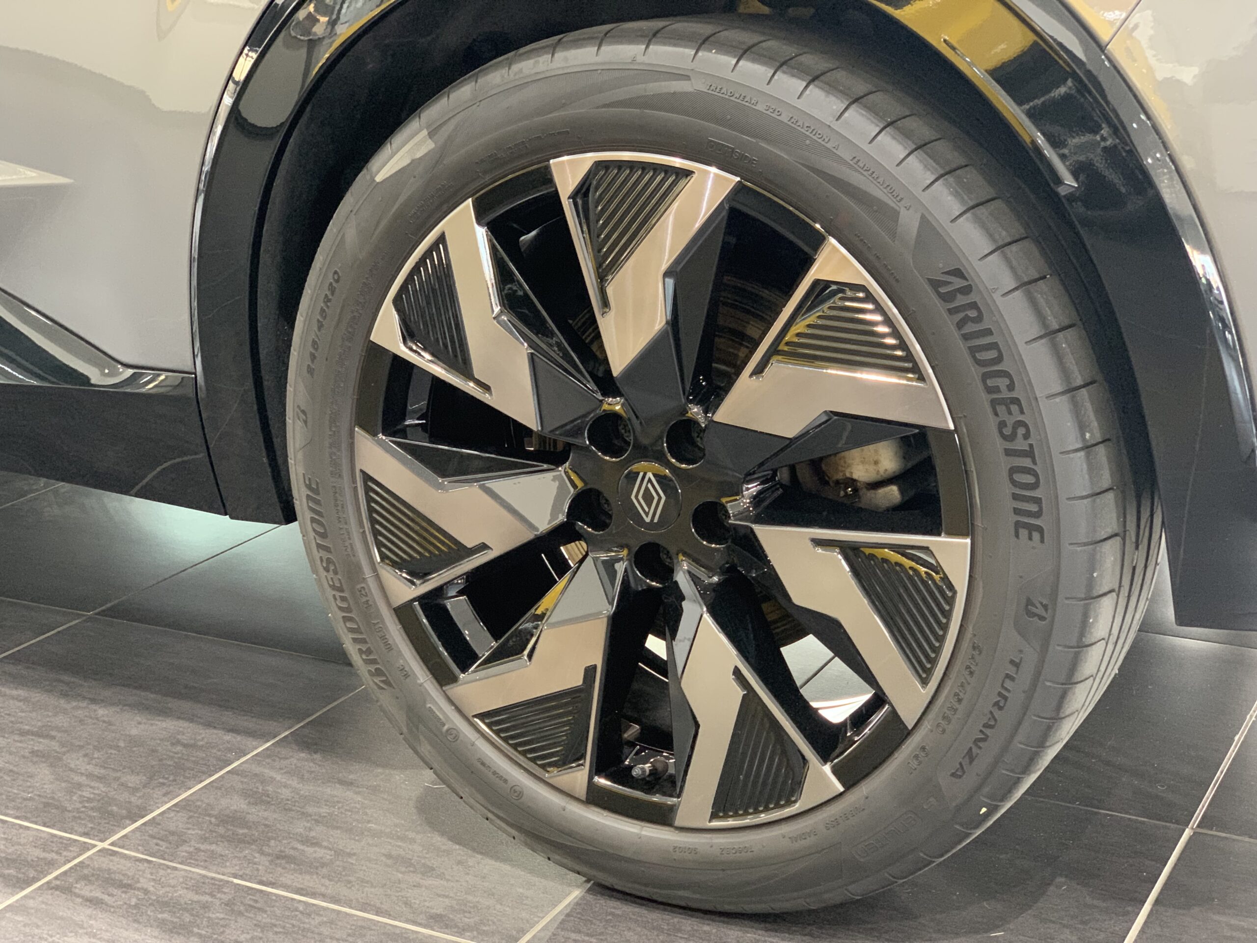 RENAULT RAFALE ESPIRIT ALPINE FULL HYBRID E-TECH 200CV + RUEDA DE EMERGENCIA + PACK DRIVING & HEATING + PACK CITY PREMIUM
