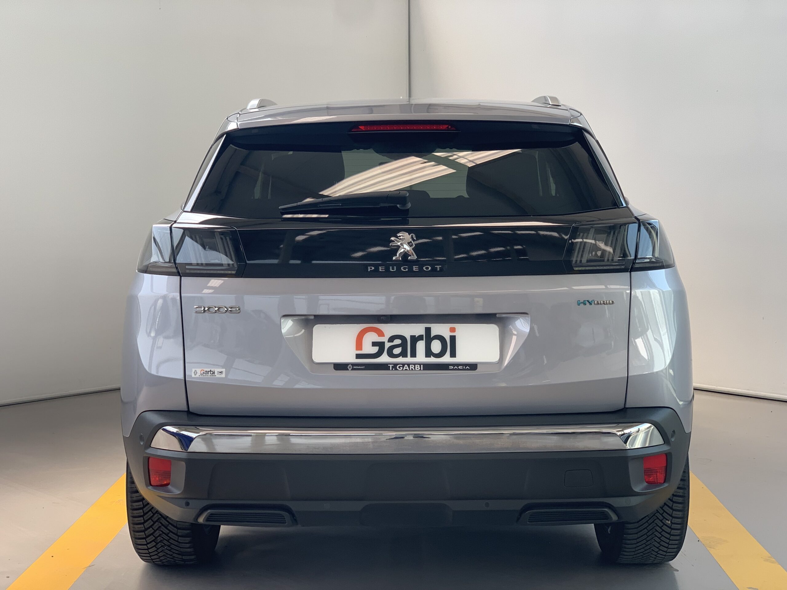 PEUGEOT 3008 HIBRIDO ENCHUFABLE ALLURE EAT8 225CV