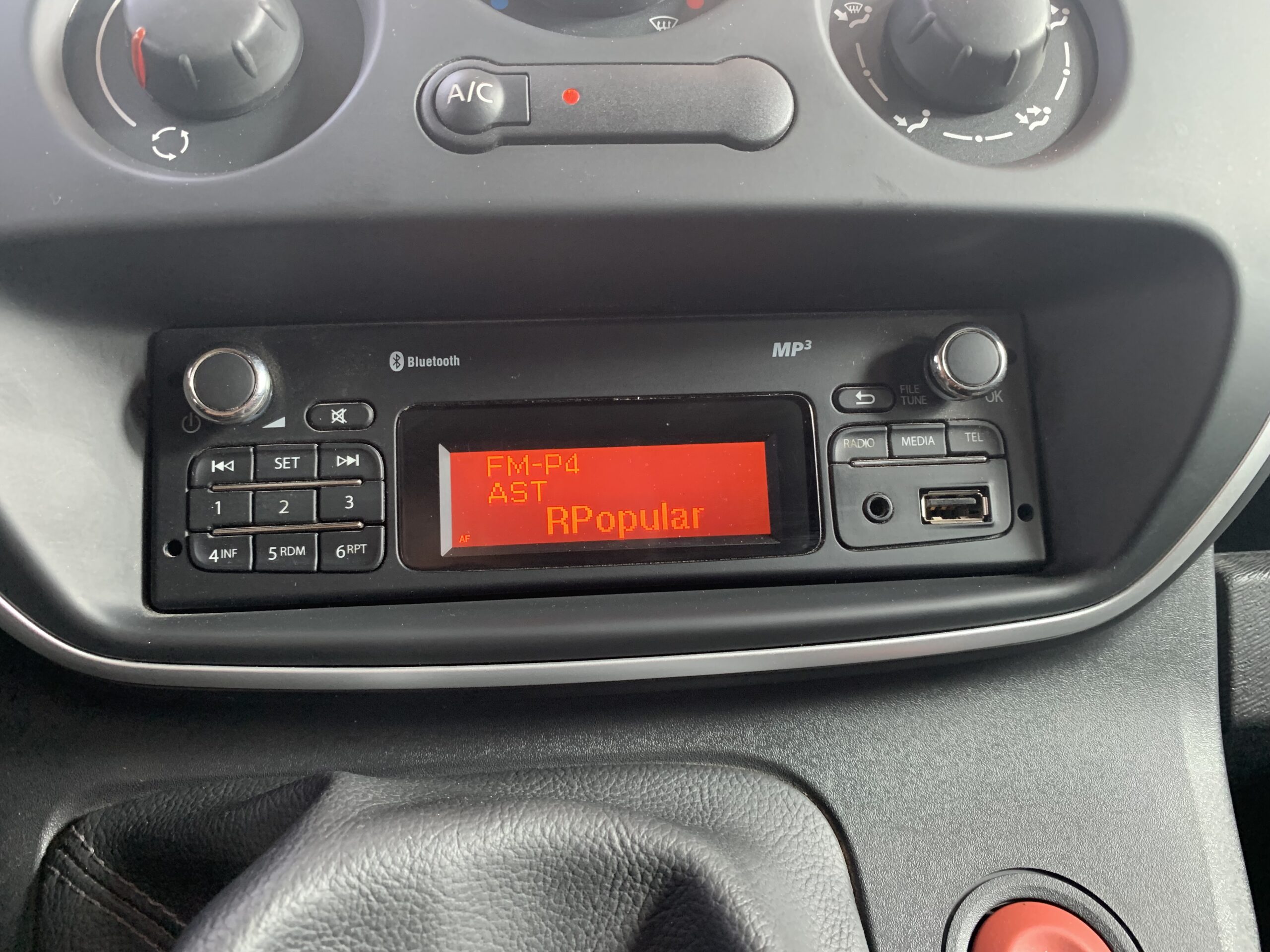 RENAULT KANGOO FURGON PROFESIONAL 1.5 DCI 75CV + PUERTA LATERAL DERECHA DESLIZANTE