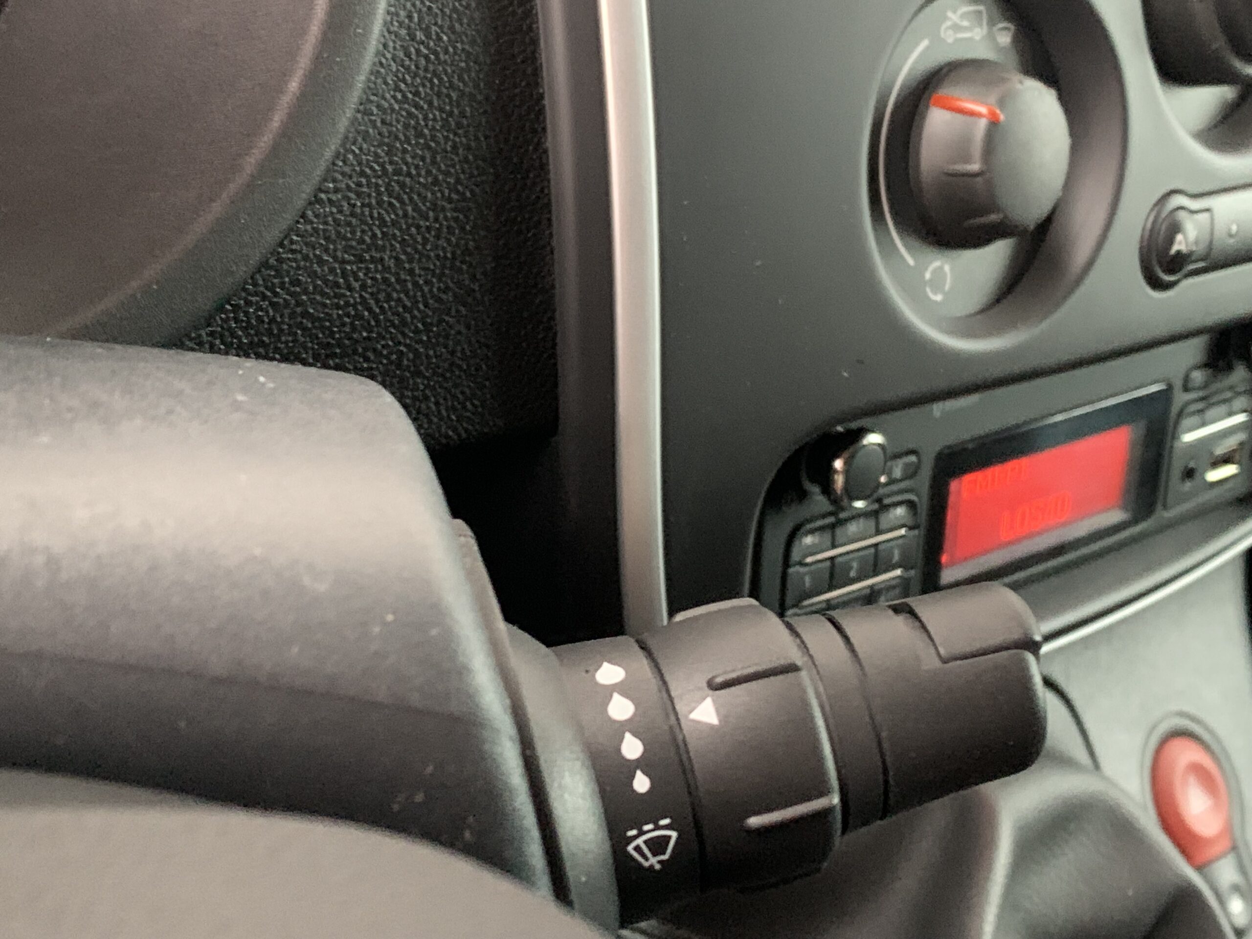 RENAULT KANGOO FURGON PROFESIONAL DCI 75CV + PUERTA LATERAL DERECHA DESLIZANTE