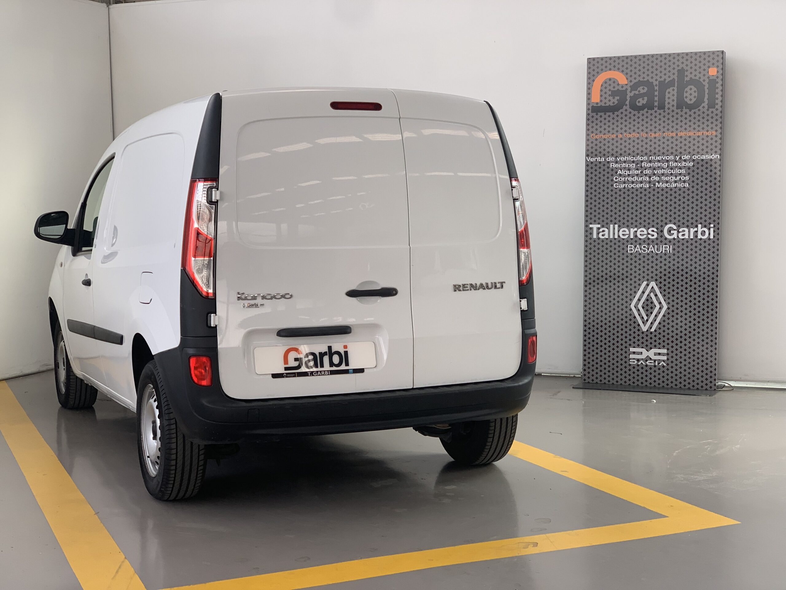 RENAULT KANGOO FURGON PROFESIONAL 1.5 DCI 75CV + PUERTA LATERAL DERECHA DESLIZANTE