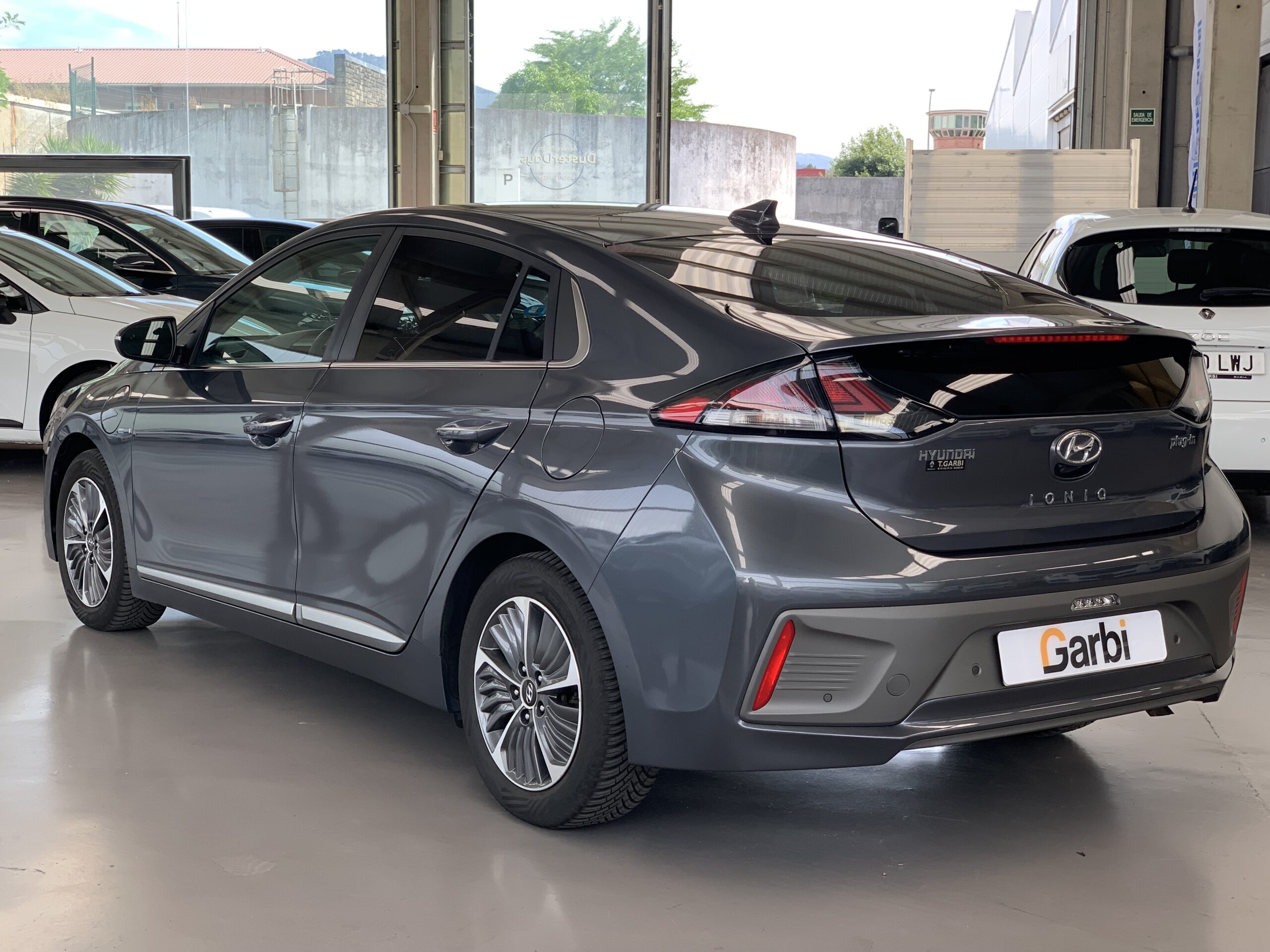 HYUNDAI IONIQ STYLE HIBRIDO ENCHUFABLE 1.6GDI 141CV