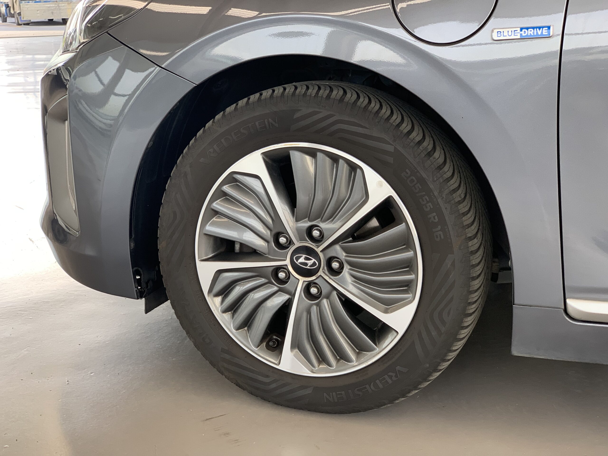 HYUNDAI IONIQ STYLE HIBRIDO ENCHUFABLE 1.6GDI 141CV