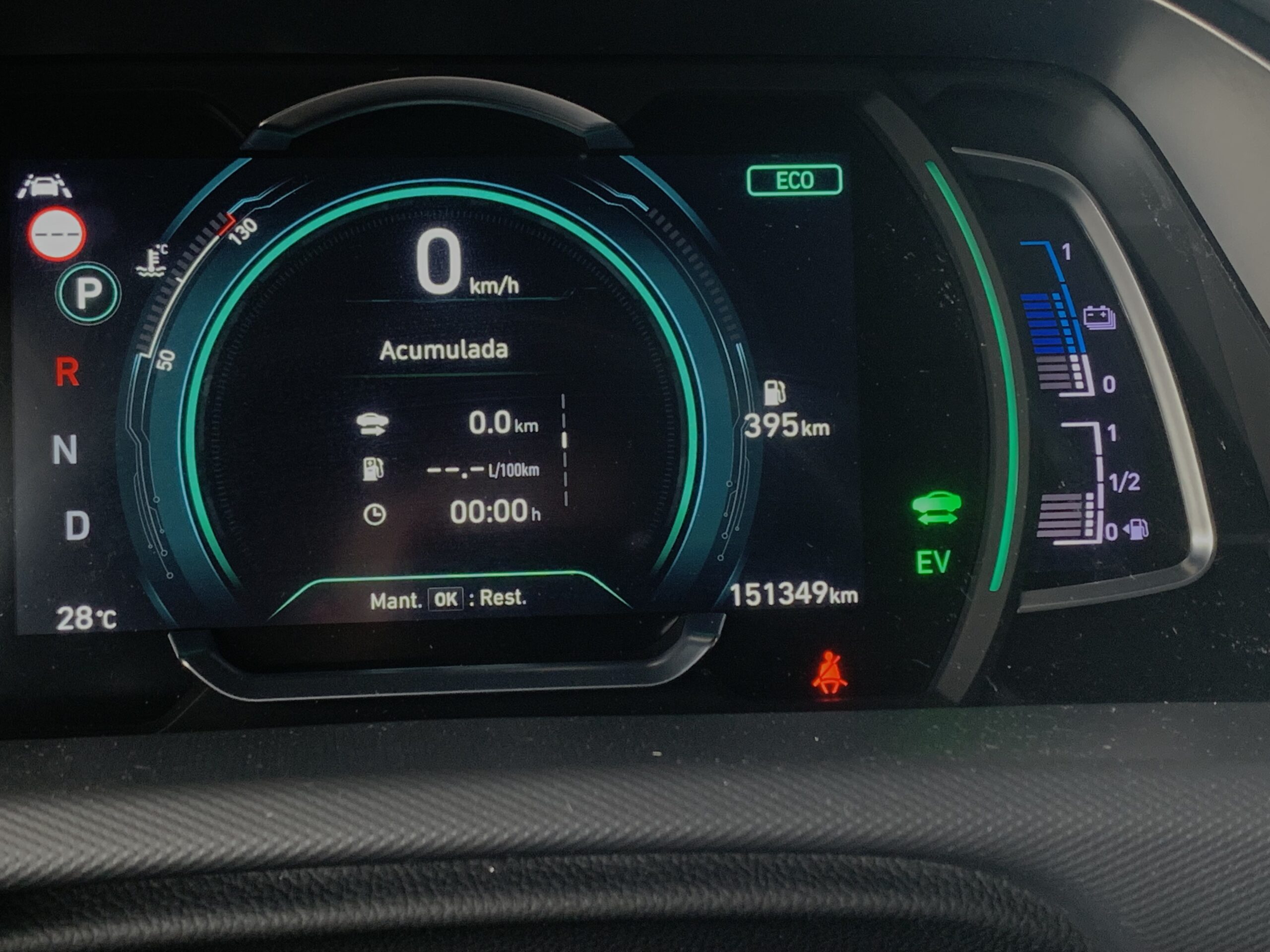 HYUNDAI IONIQ STYLE HIBRIDO ENCHUFABLE 1.6GDI 141CV