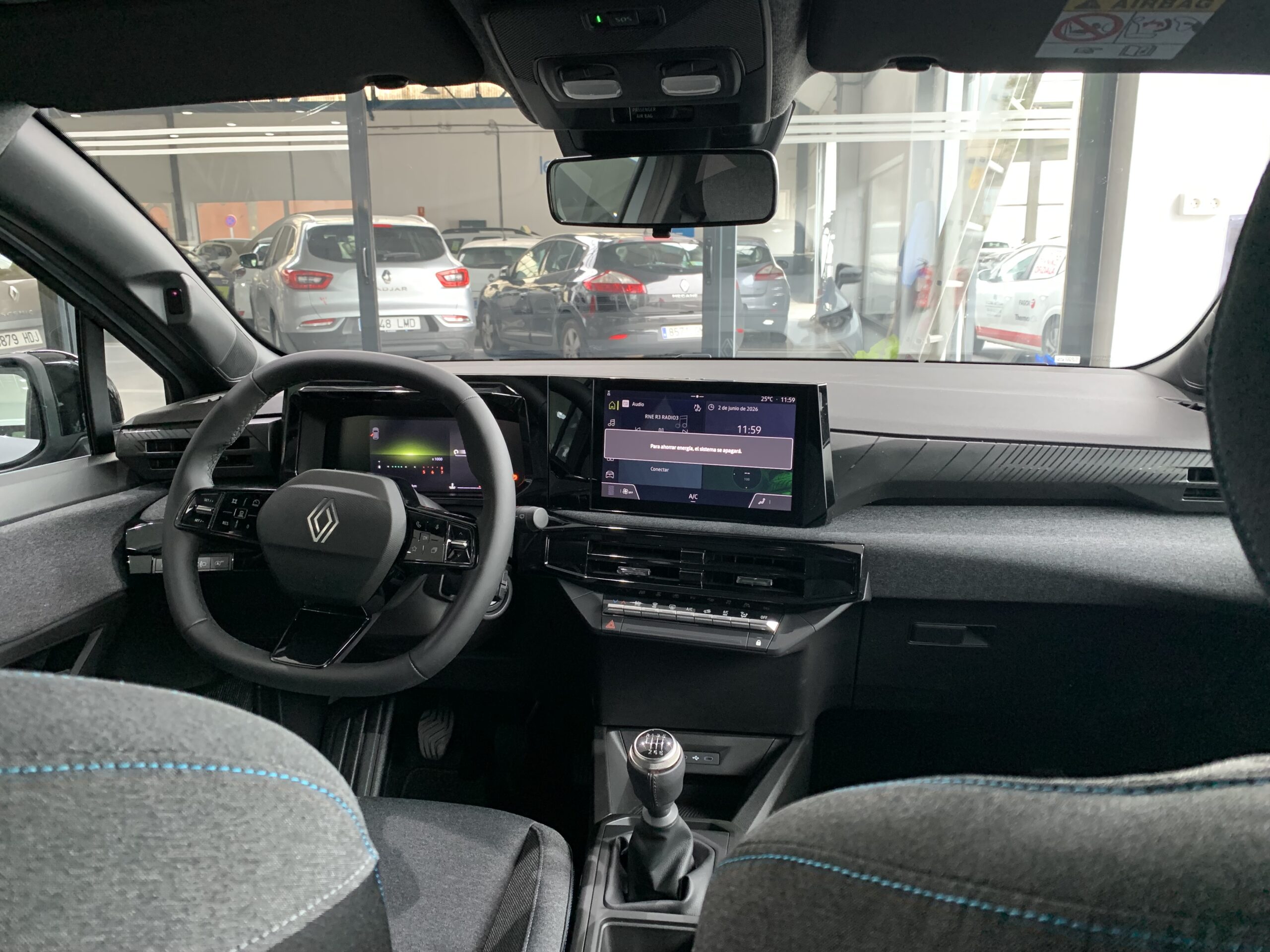 NUEVO CLIO EVOLUTION TCE 115CV + CAMARA TRASERA + LLANTAS 16″ + RUEDA DE REPUESTO