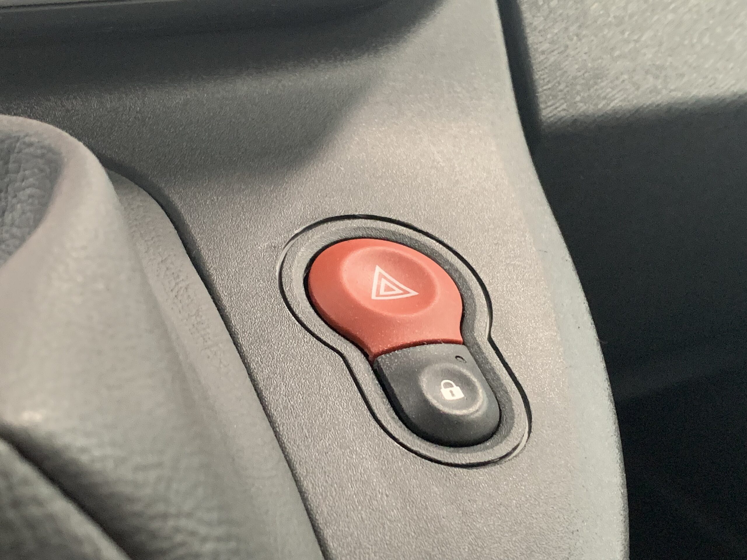 RENAULT KANGOO FURGON PROFESIONAL BLUE DCI 80CV + PUERTA LATERAL DESLIZANTE DERECHA