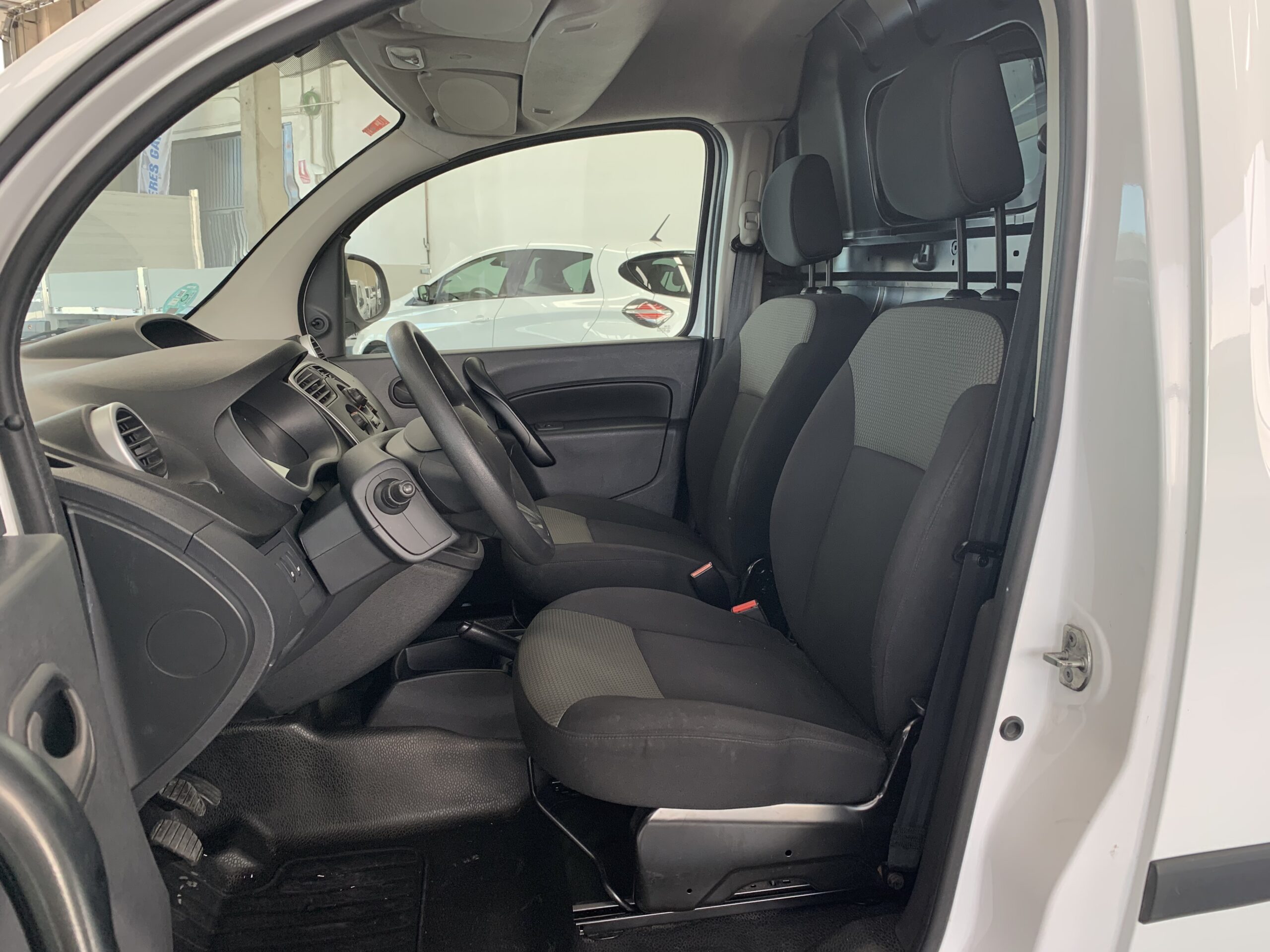 RENAULT KANGOO FURGON PROFESIONAL BLUE DCI 80CV + PUERTA LATERAL DESLIZANTE DERECHA