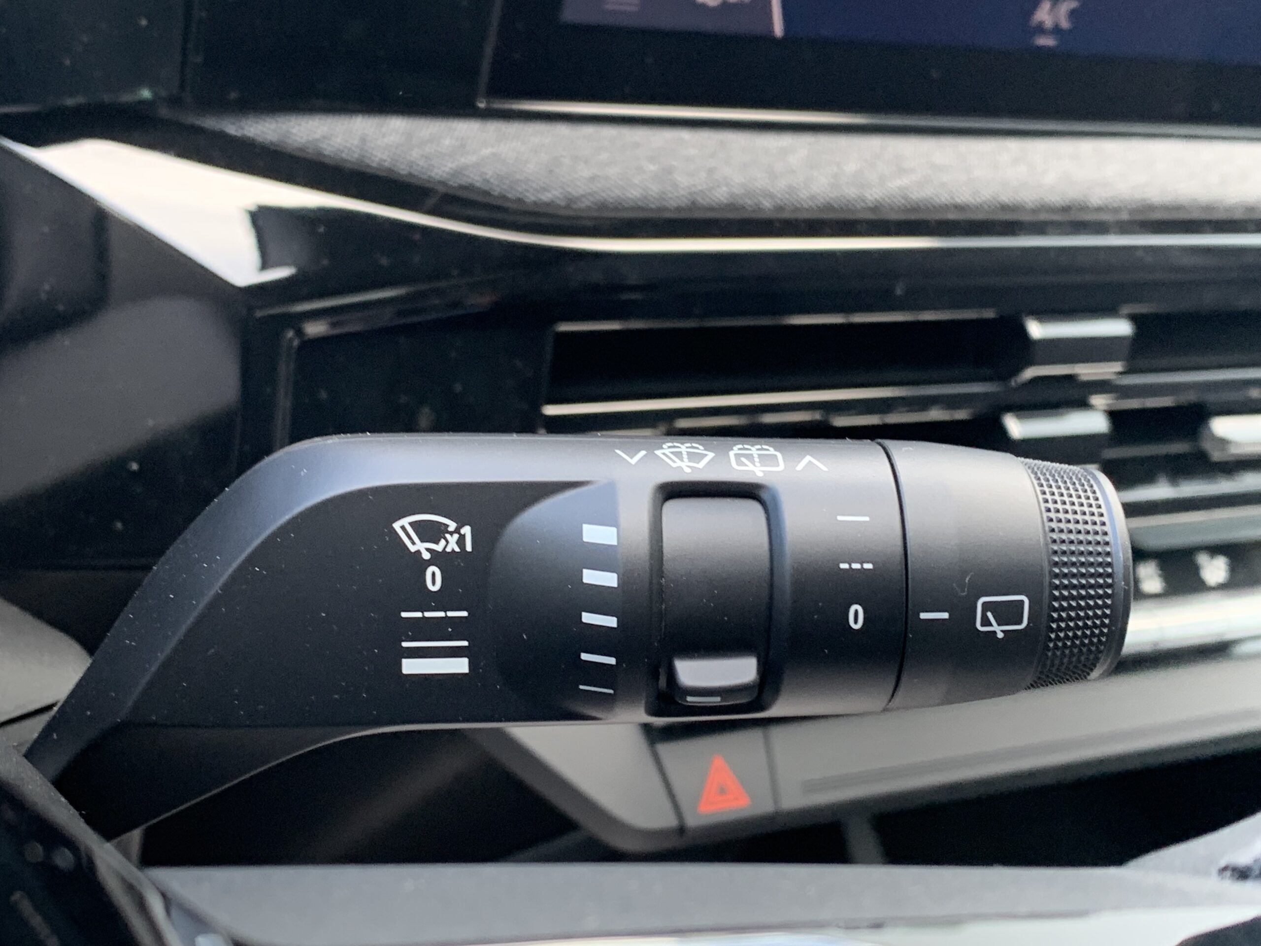 NUEVO RENAULT CLIO EVOLUTION TCE 115CV + CAMARA TRASERA + LLANTAS 16″