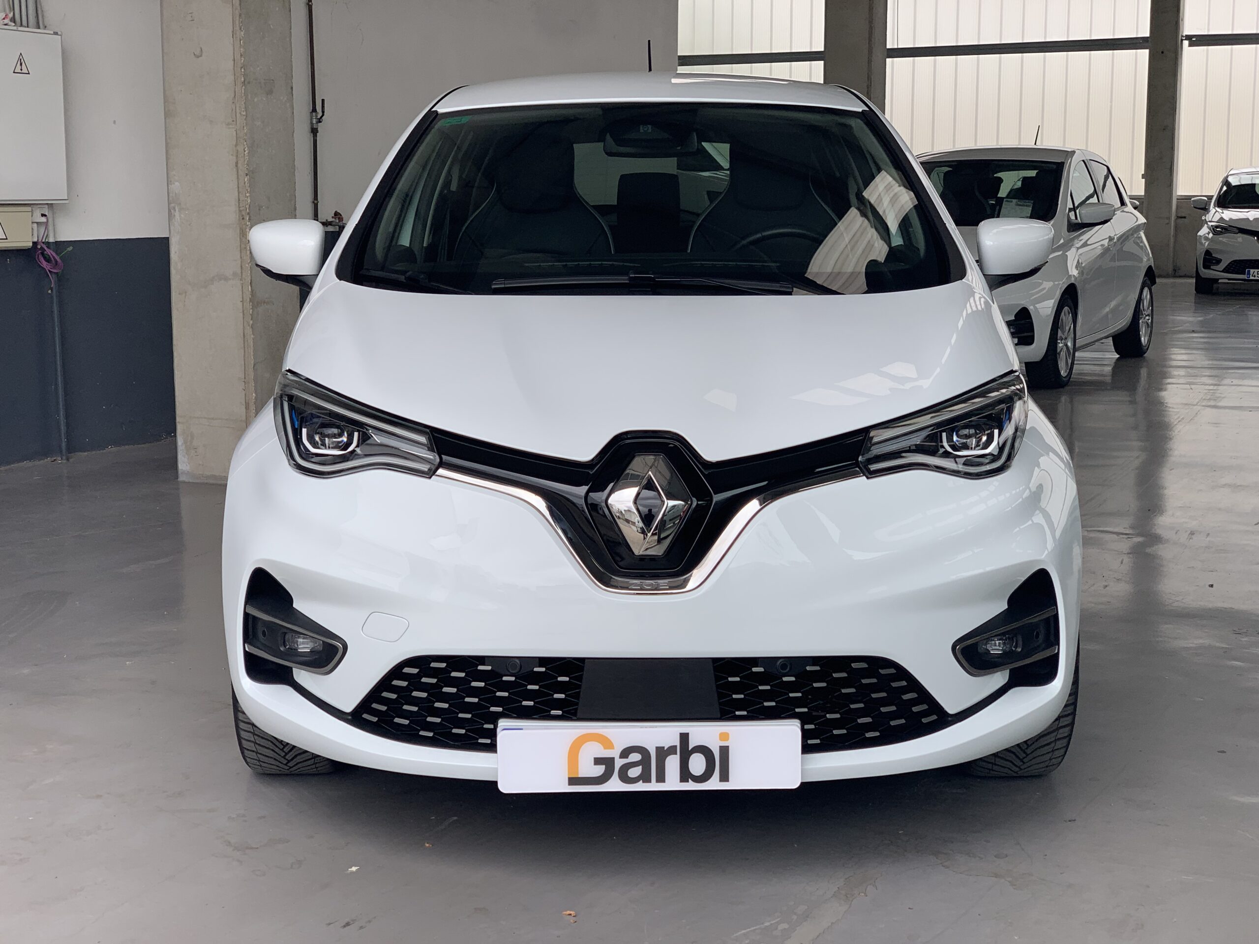 RENAULT ZOE ZEN 135CV 50KWH 100% ELECTRICO + CARGA RAPIDA + SALUD BATERIA: 94,5%