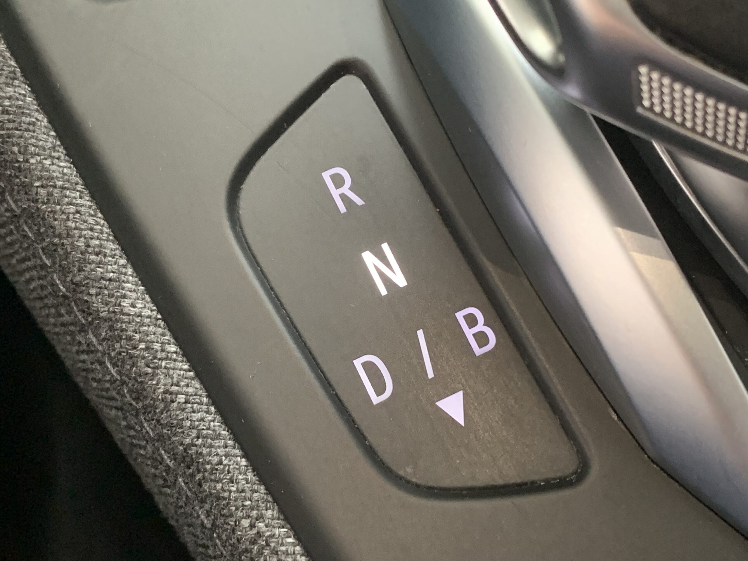 RENAULT ZOE ZEN 135CV 50KWH 100% ELECTRICO + CARGA RAPIDA + SALUD BATERIA: 94,5%