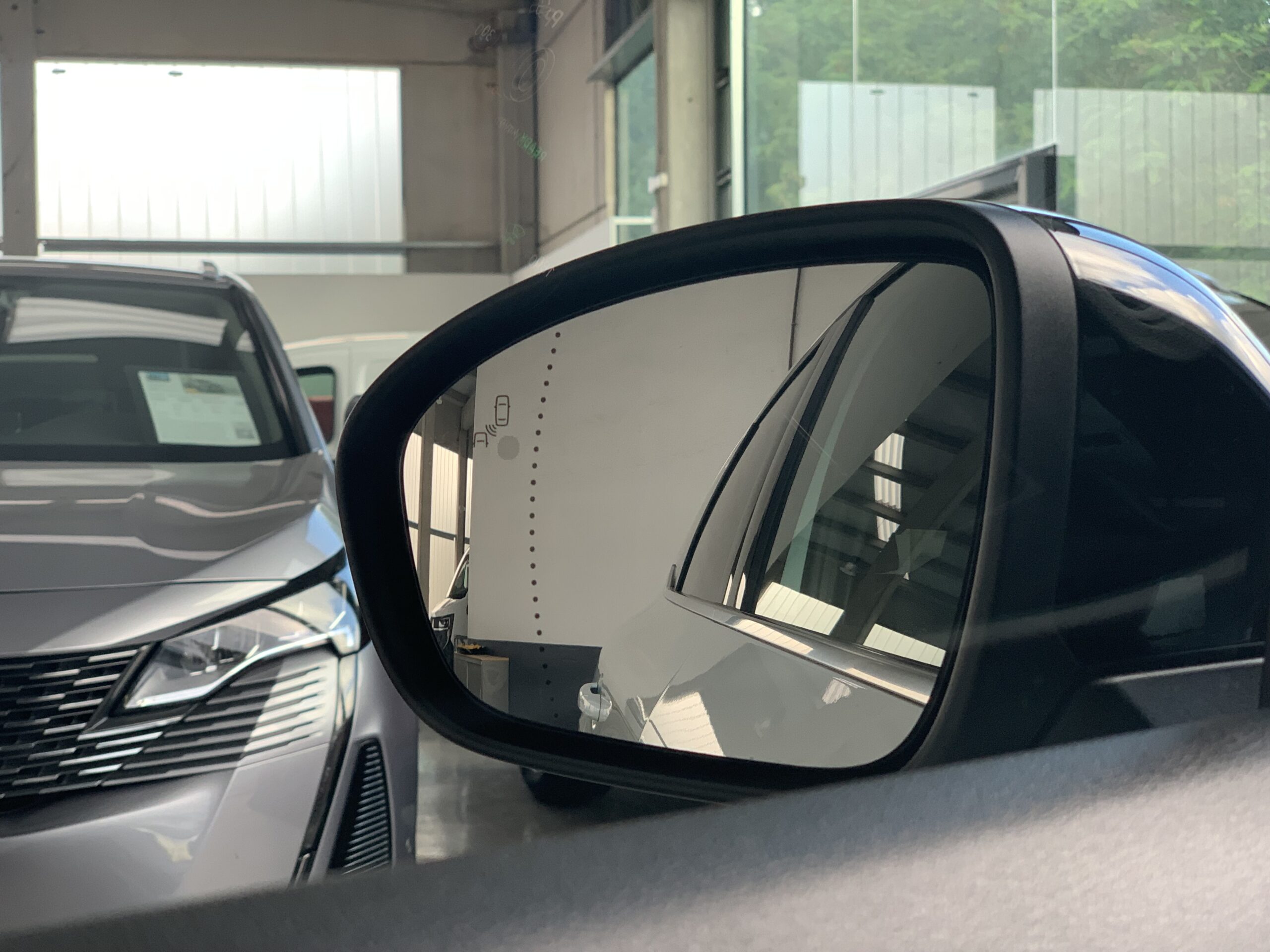 RENAULT SYMBIOZ TECHNO FULL HYBRID 145CV + PACK SAFETY & DRIVING