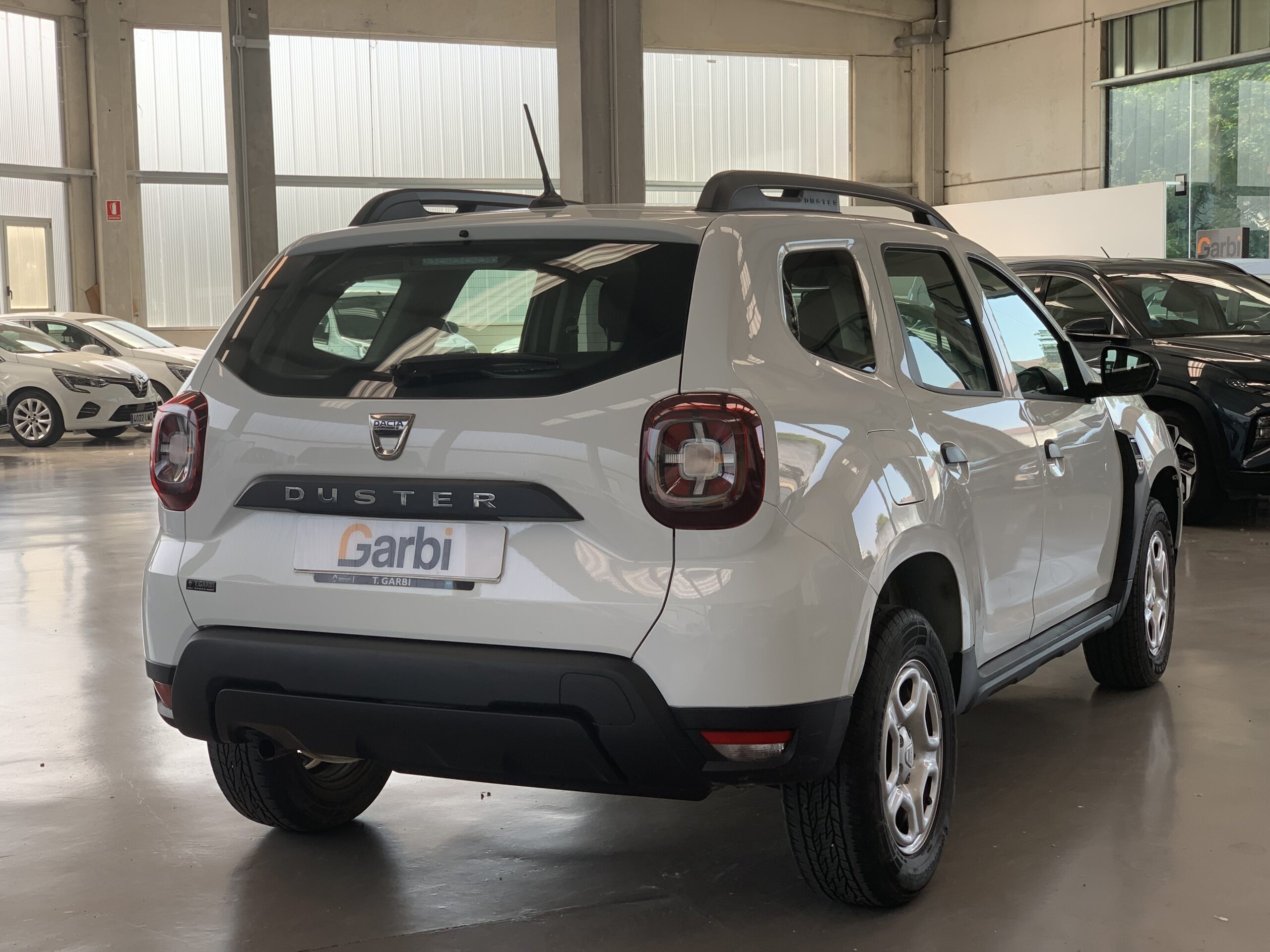 DACIA DUSTER ESSENTIAL 4X4 BLUE DCI 115CV + RUEDA DE REPUESTO + CLIMATIZACION MANUAL