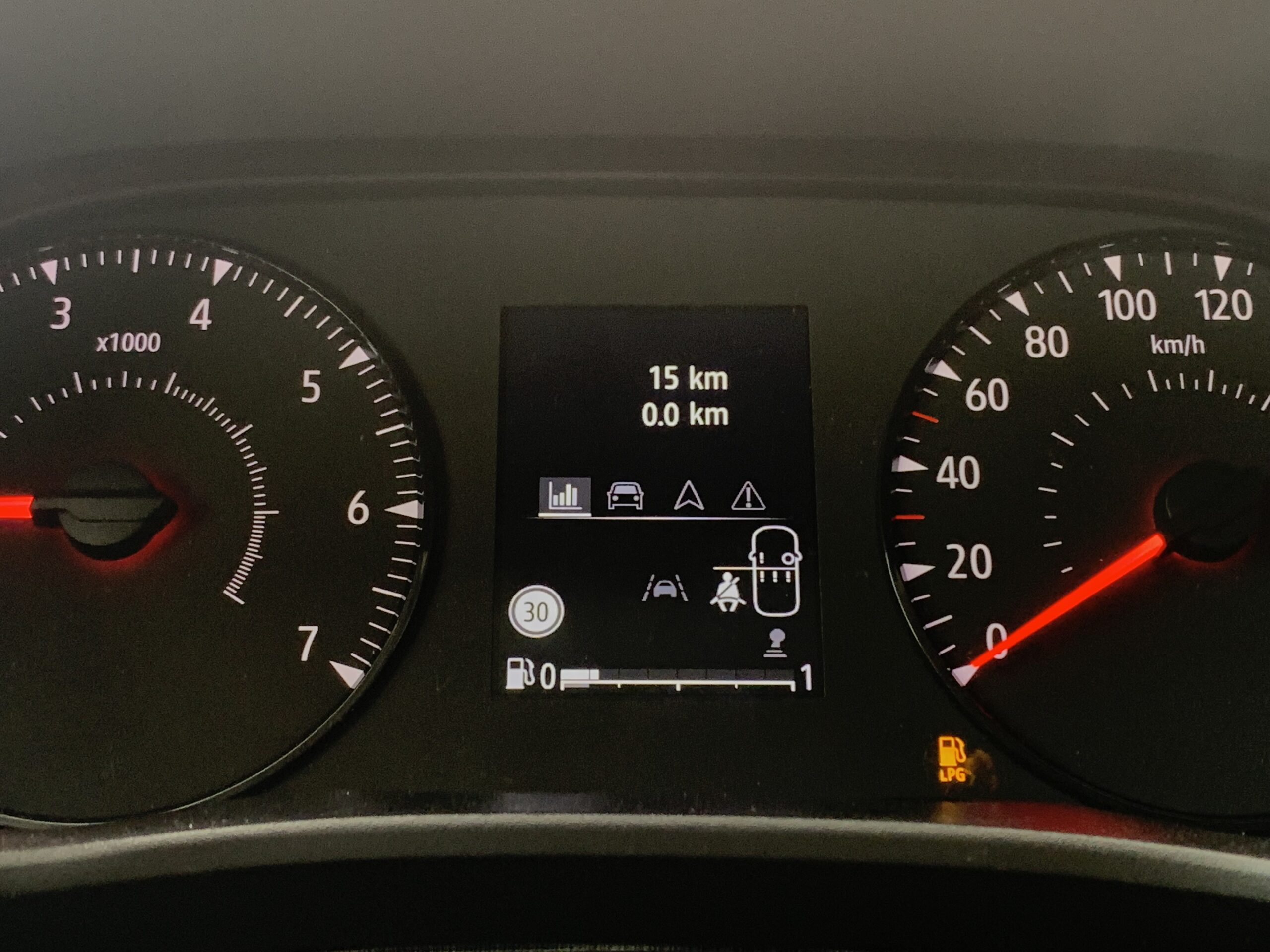 DACIA SANDERO EXPRESSION ECO-G 120CV + CAMARA DE VISION TRASERA
